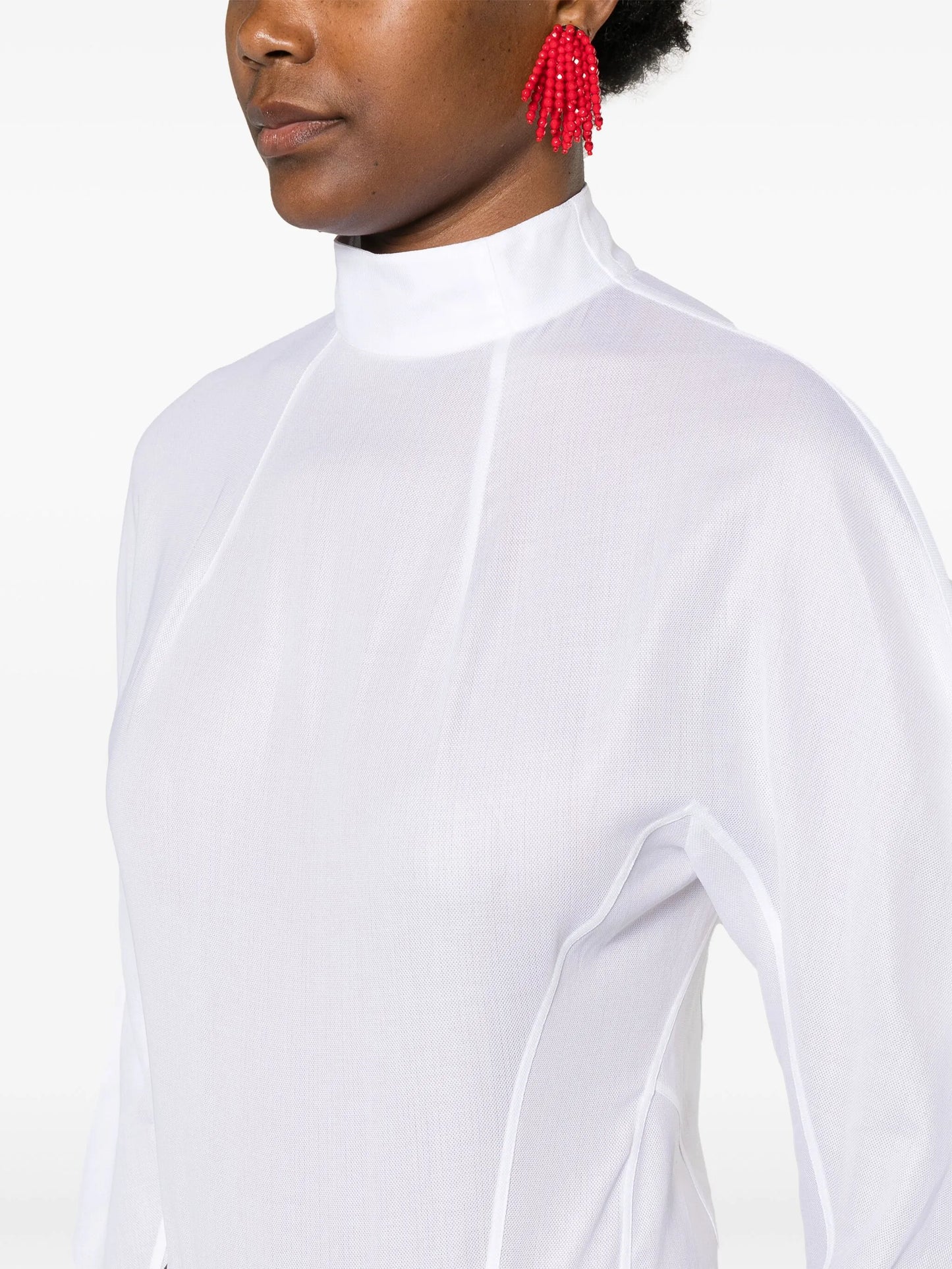 Cinched mesh body