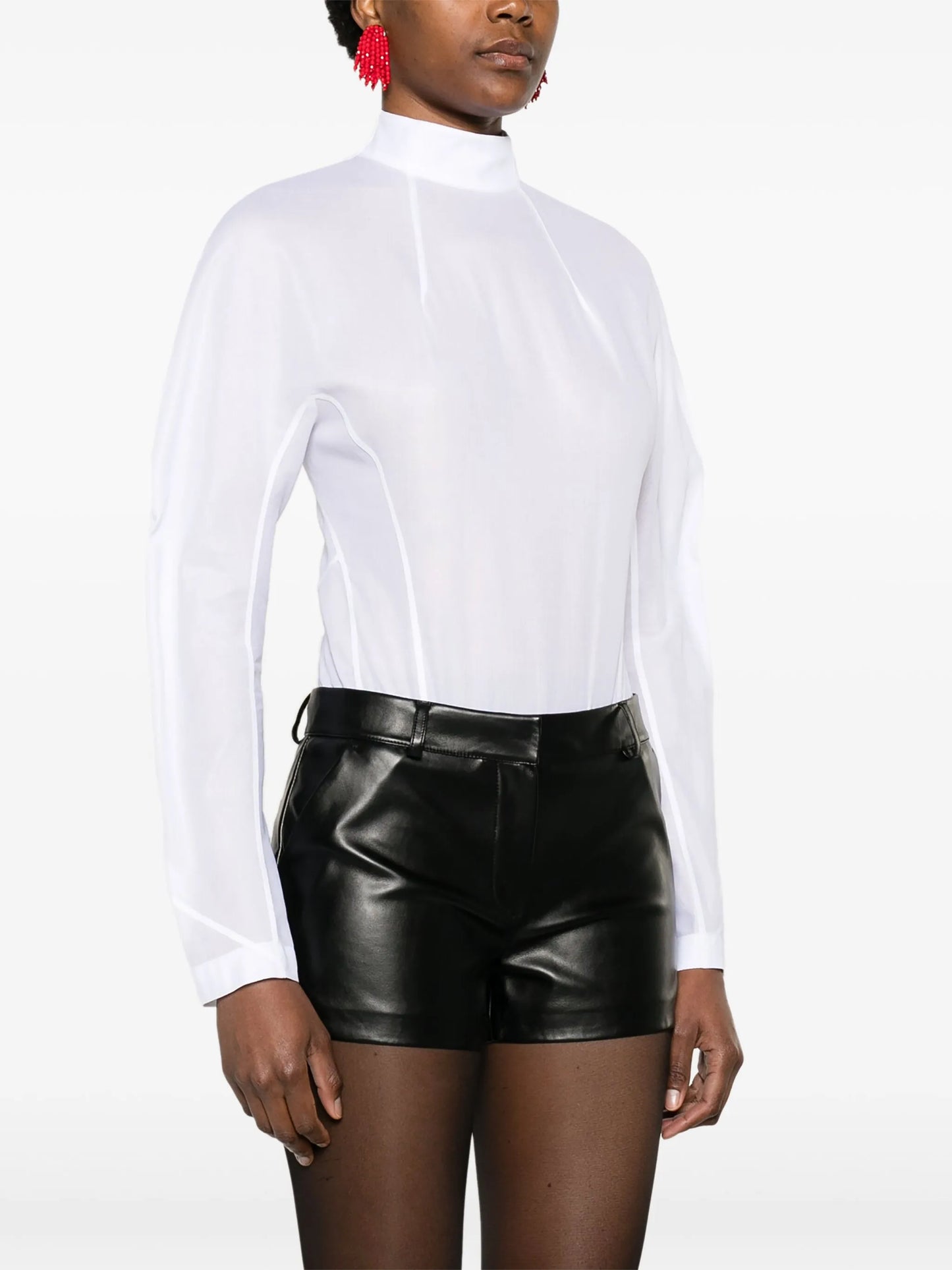 Cinched mesh body