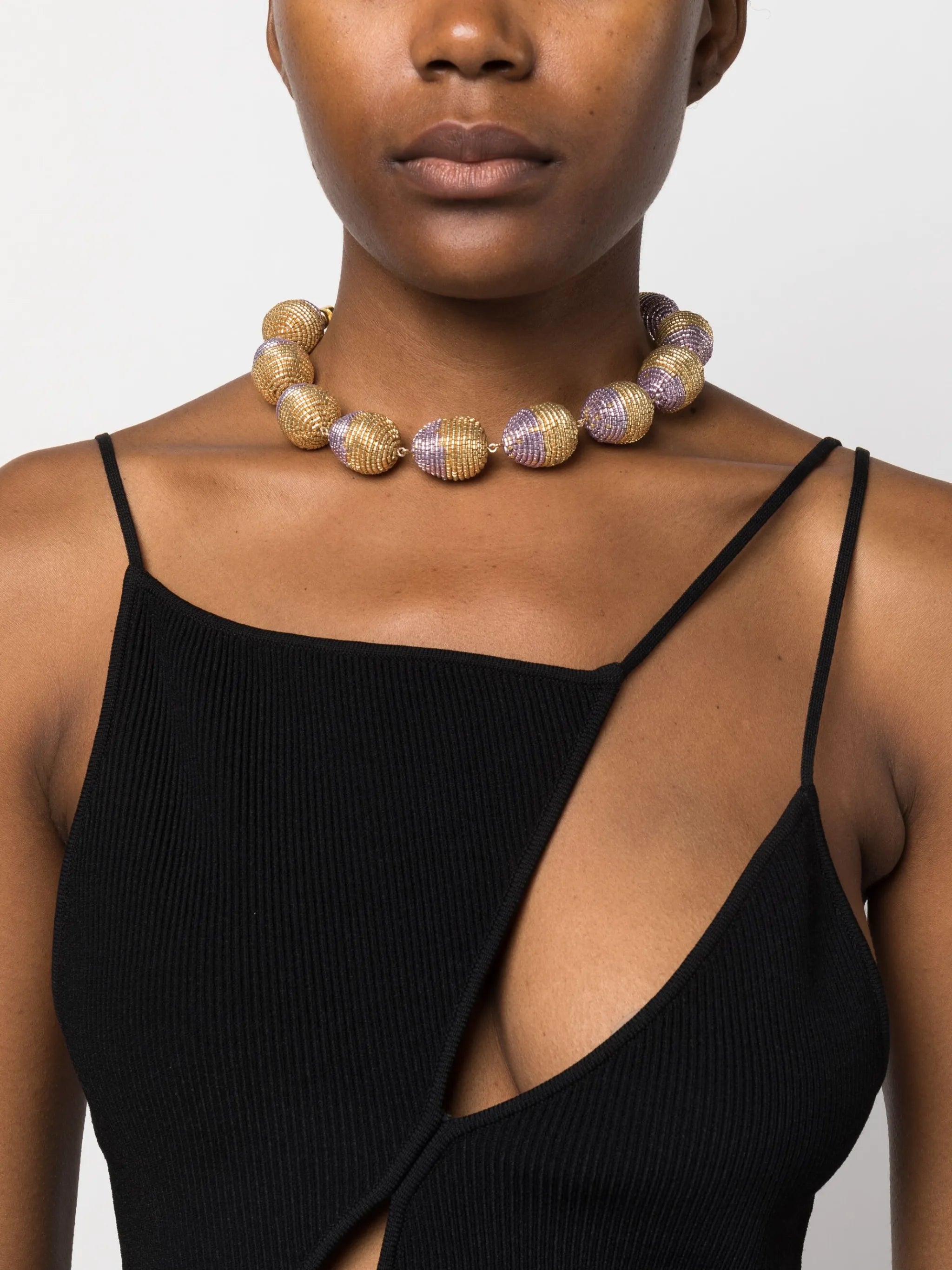 Roco beaded chocker