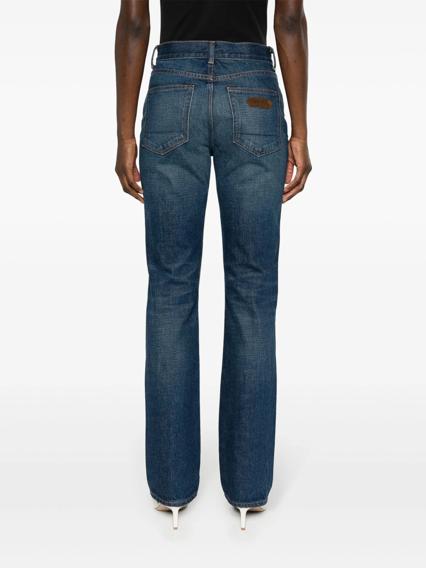 mid-rise straight jeans