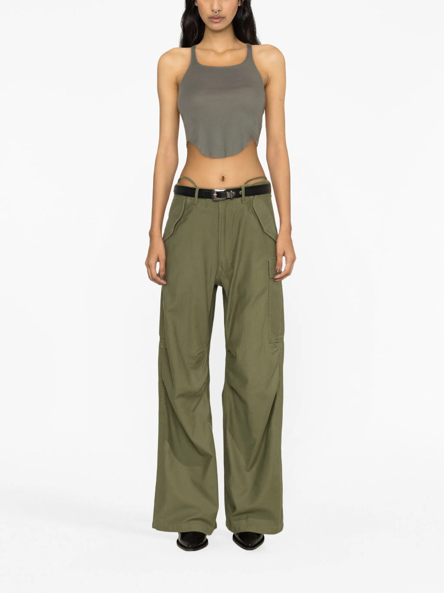 wide-leg cargo trousers