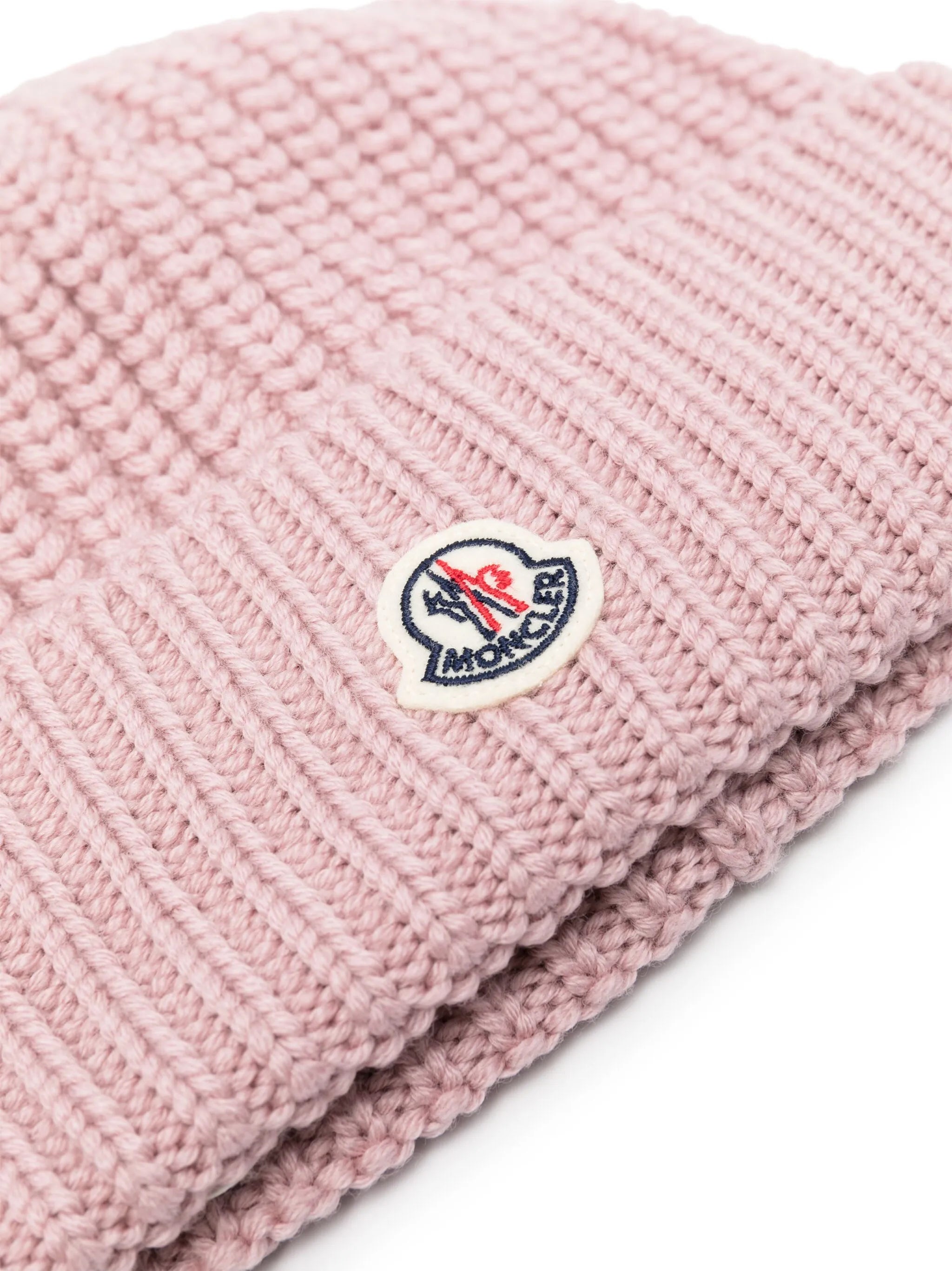 logo-patch ribbed-knit beanie