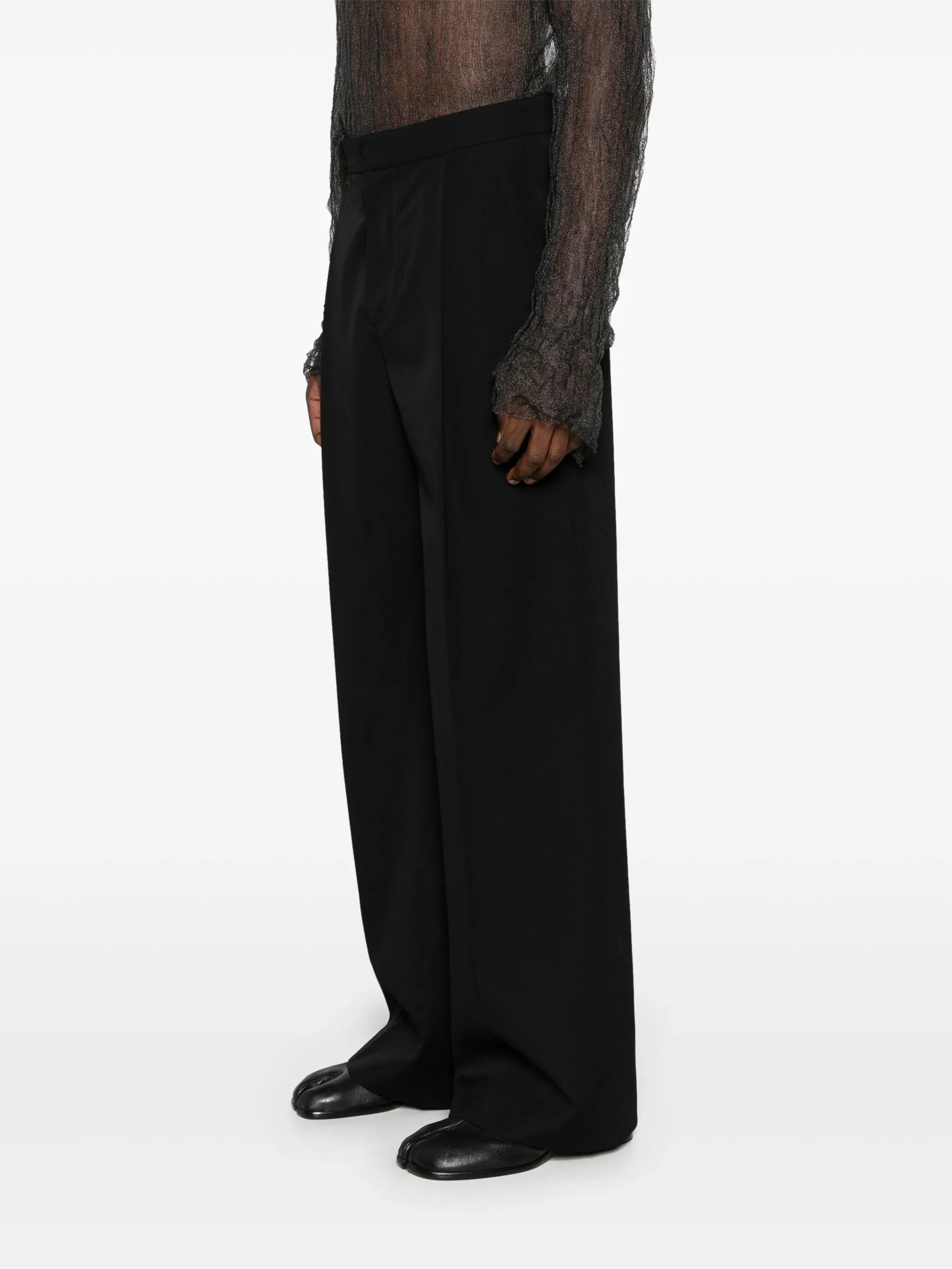 wide-leg tailored trousers