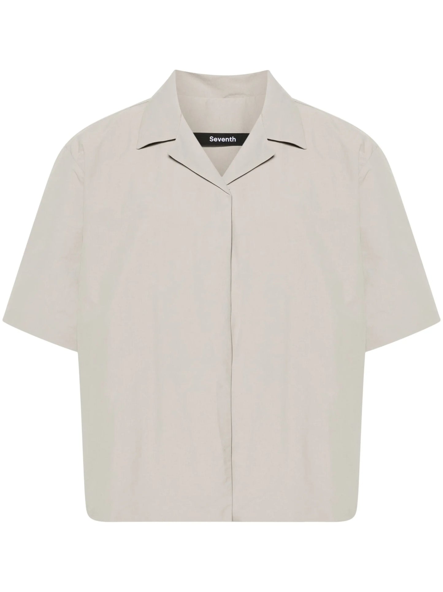 magnetic-fastening camp-collar shirt
