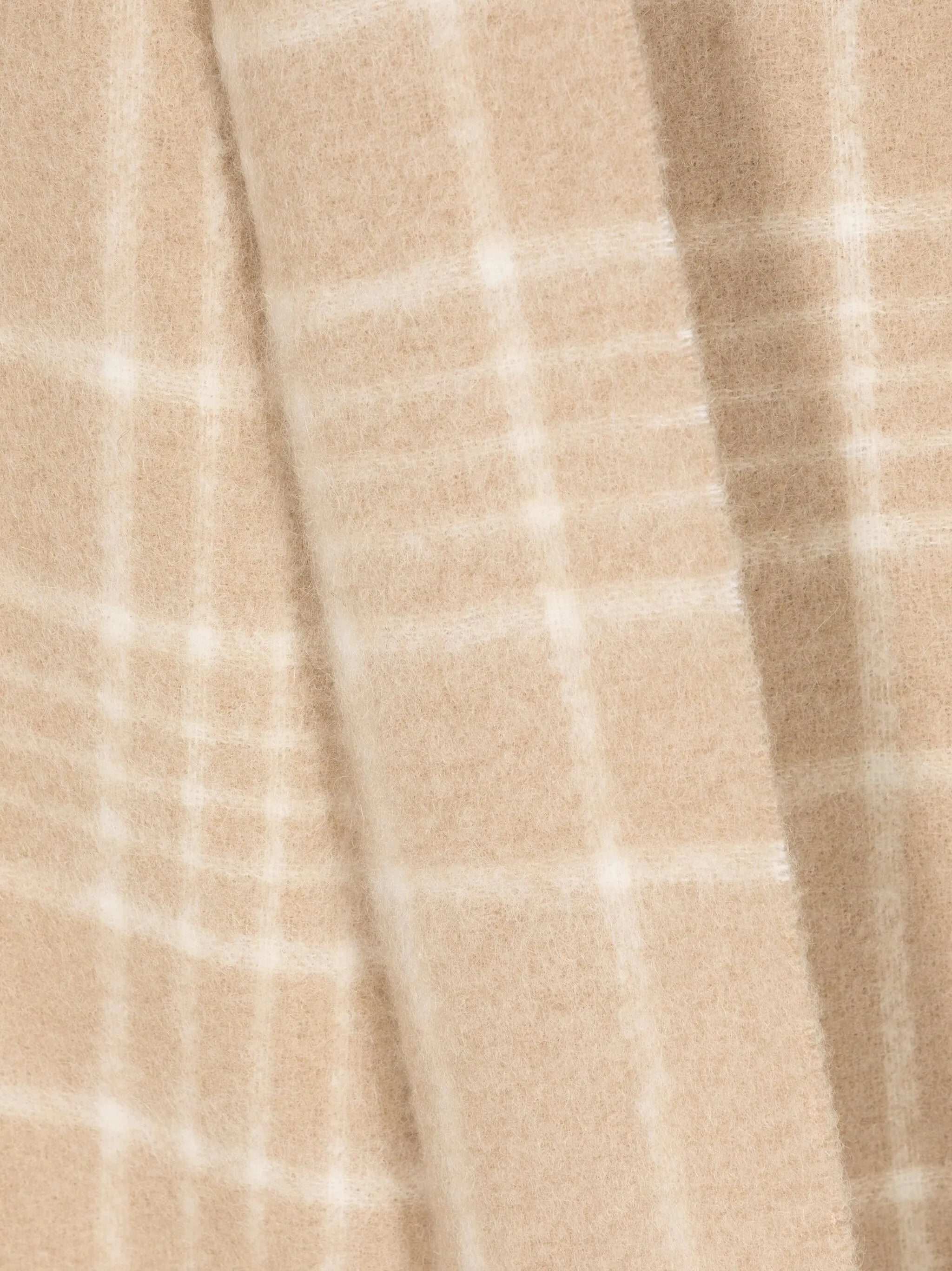 L'Echarpe Carro knitted scarf