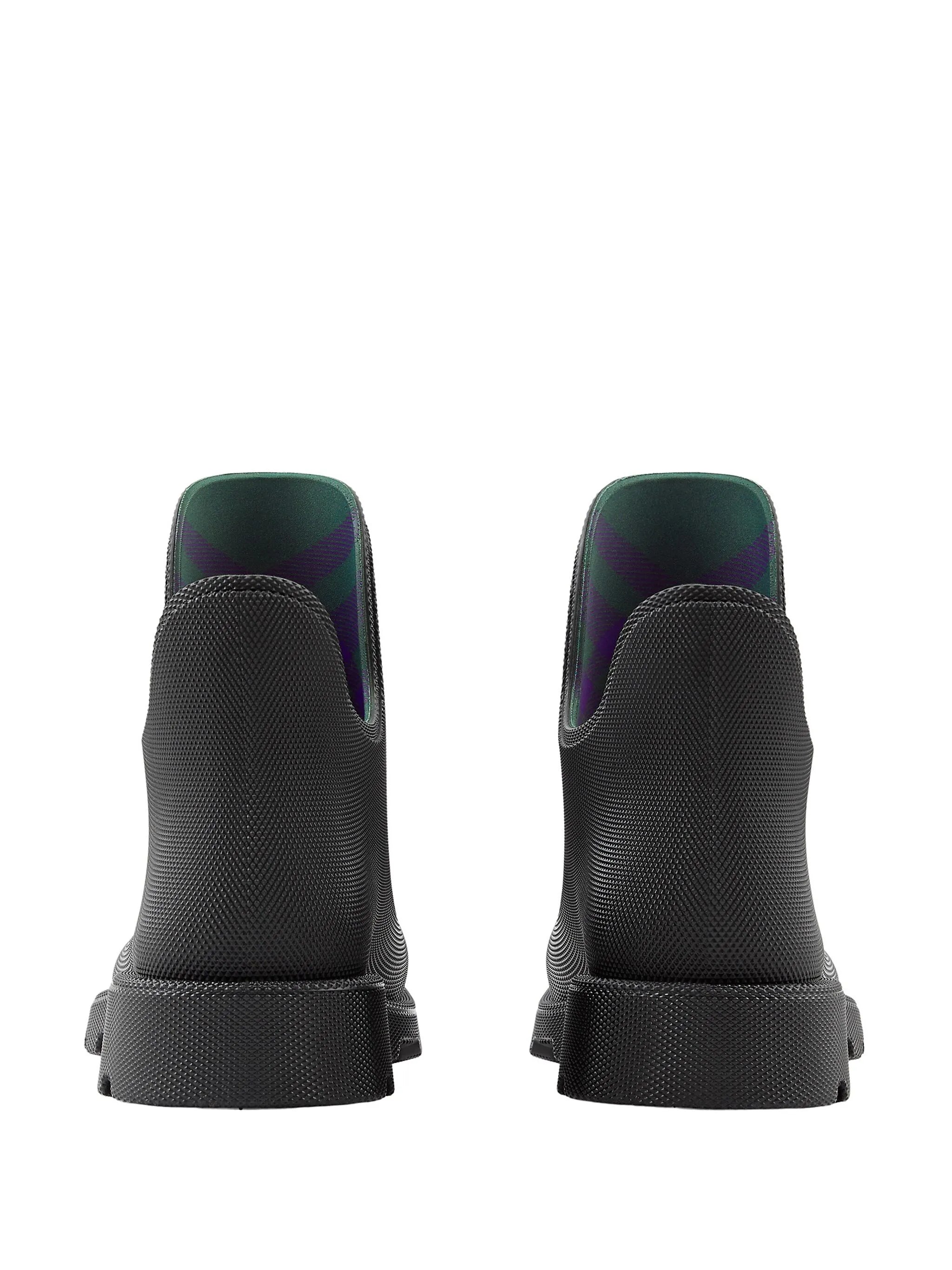 textured-finish round-toe boots