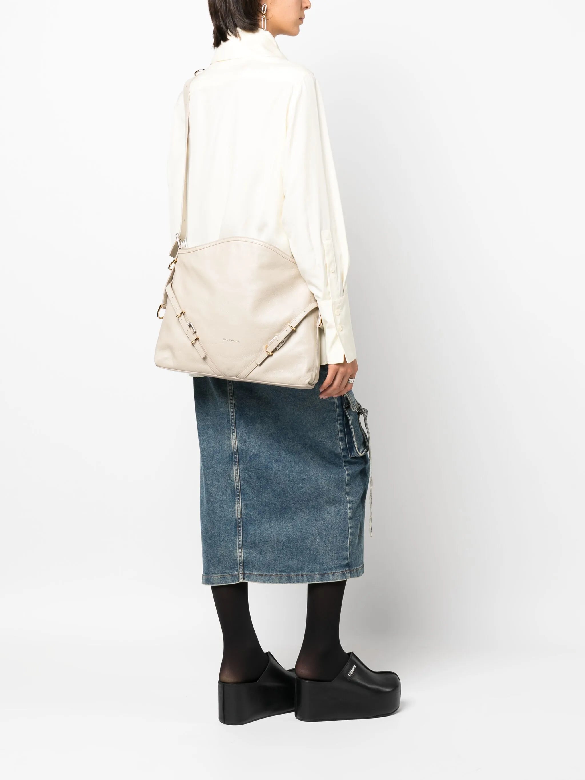 medium Voyou leather shoulder bag