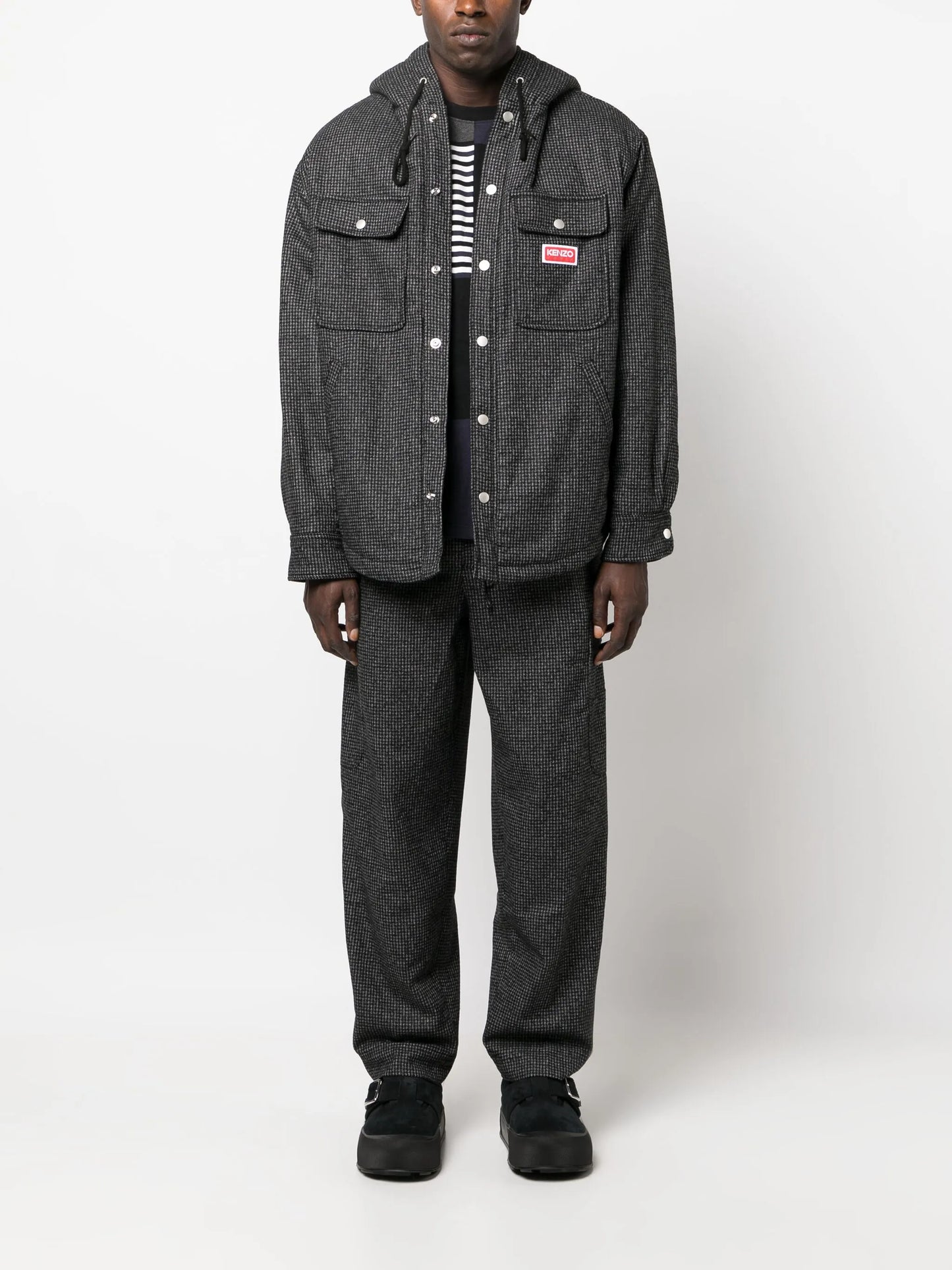 logo-patch check-pattern tapered trousers