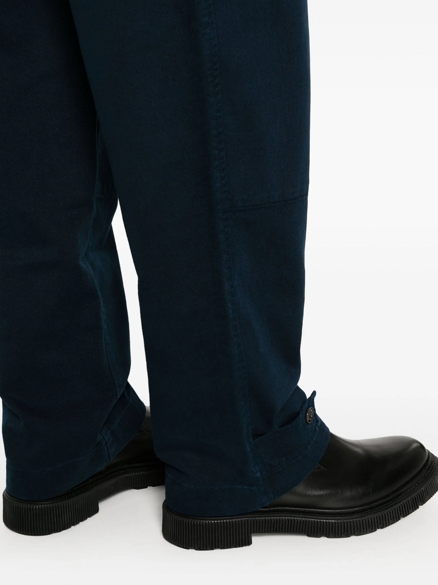 belted straight-leg jeans