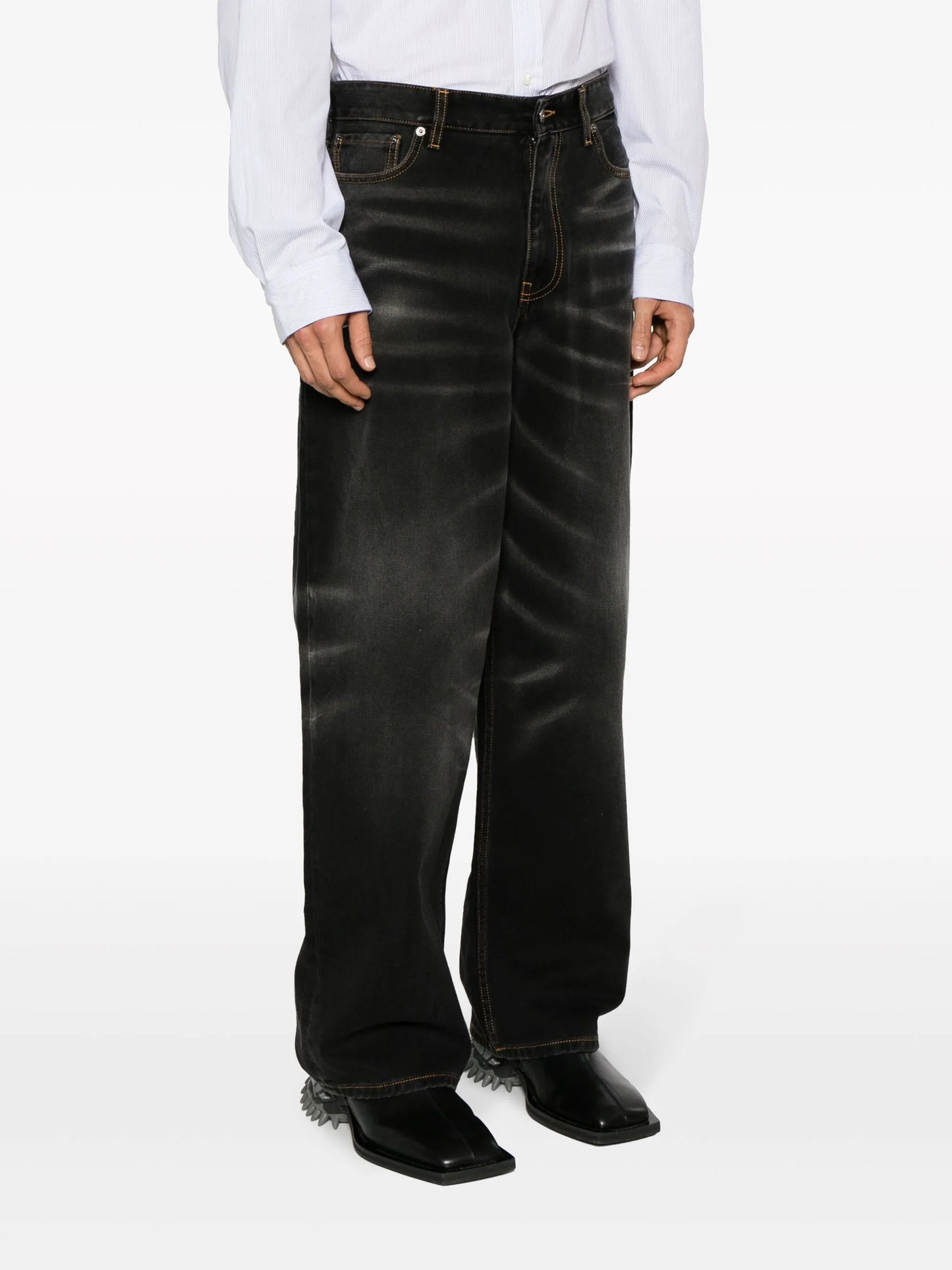 washed wide-leg jeans