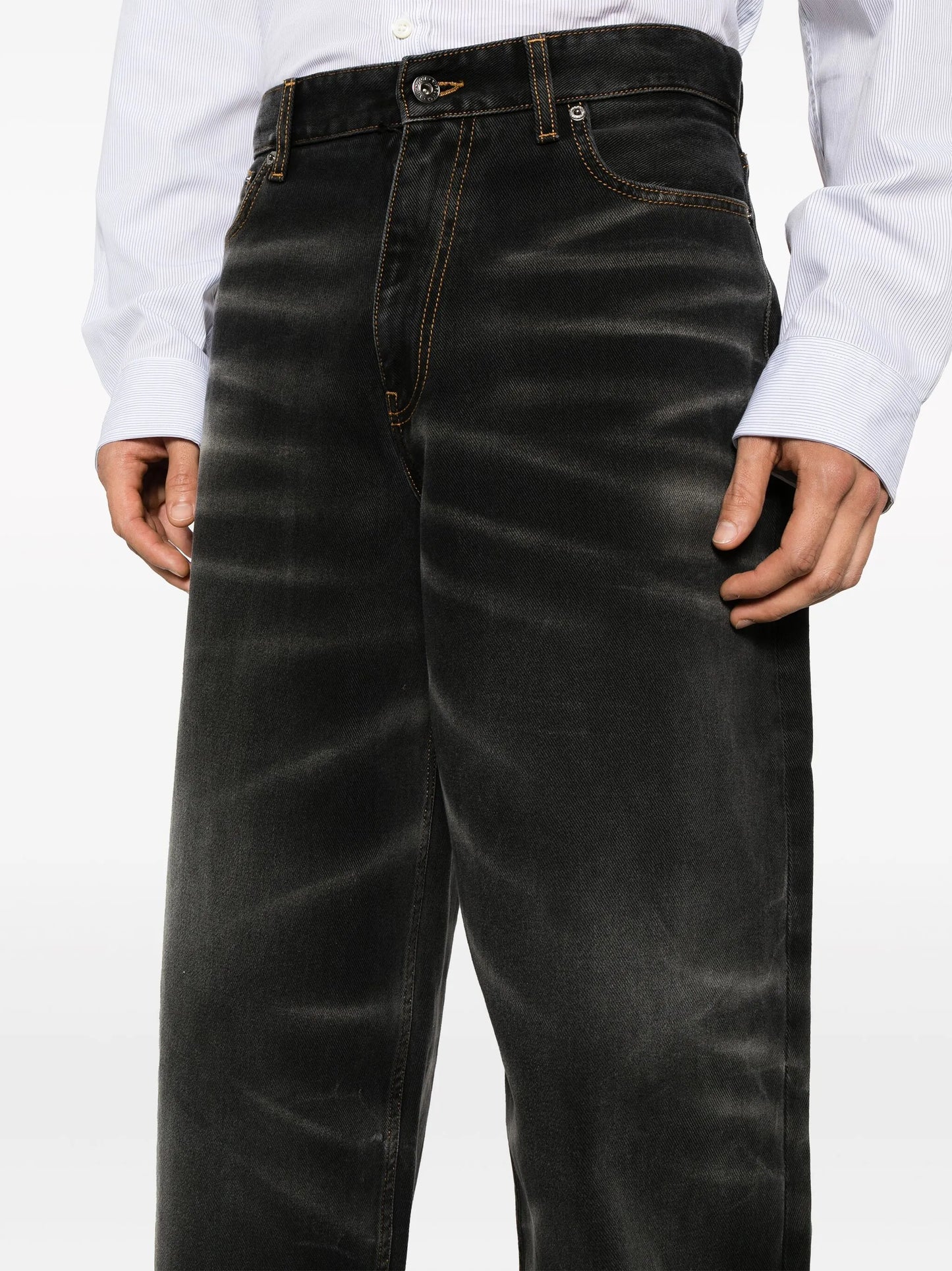washed wide-leg jeans