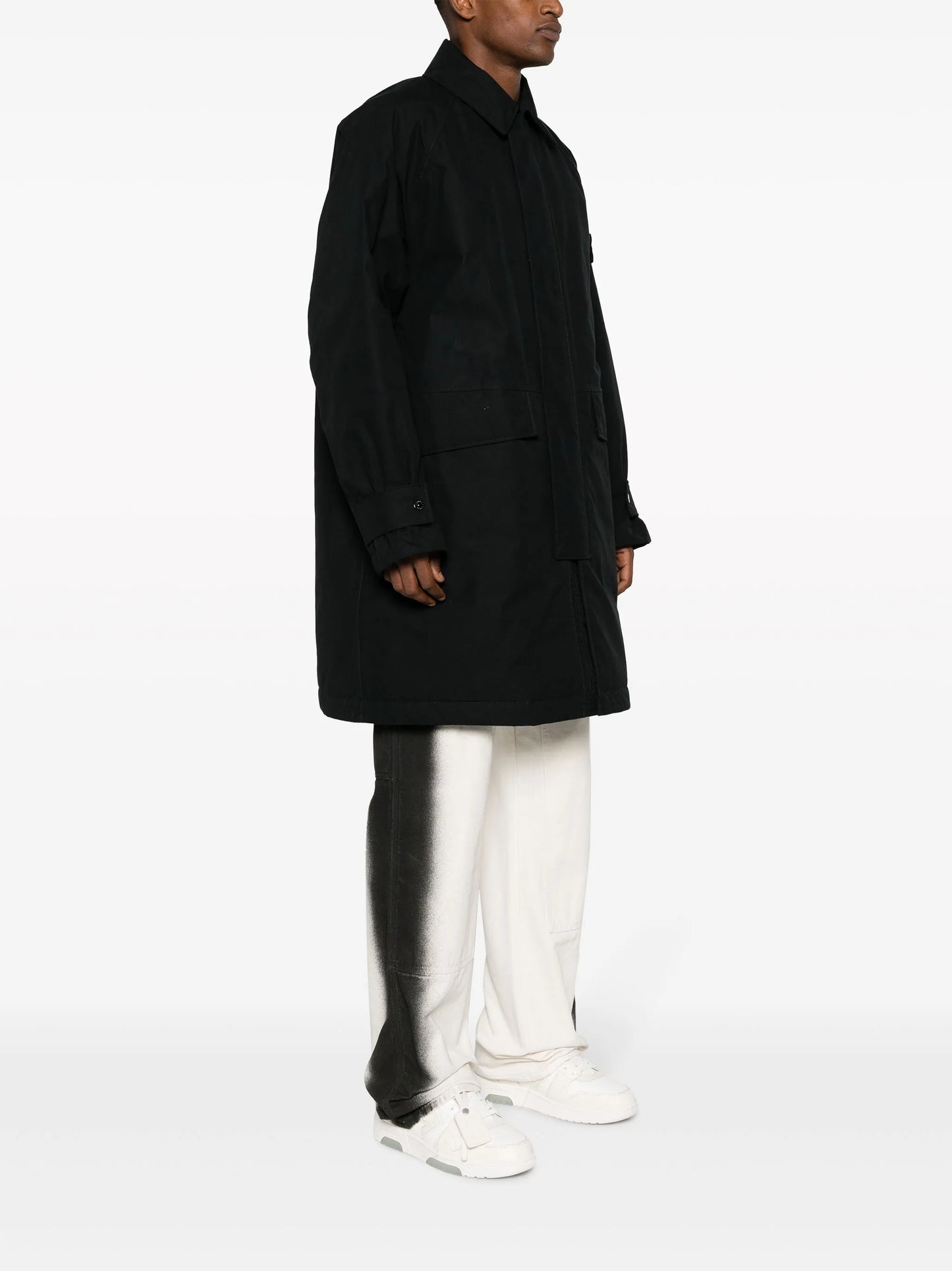 Compass-motif straight-point collar coat