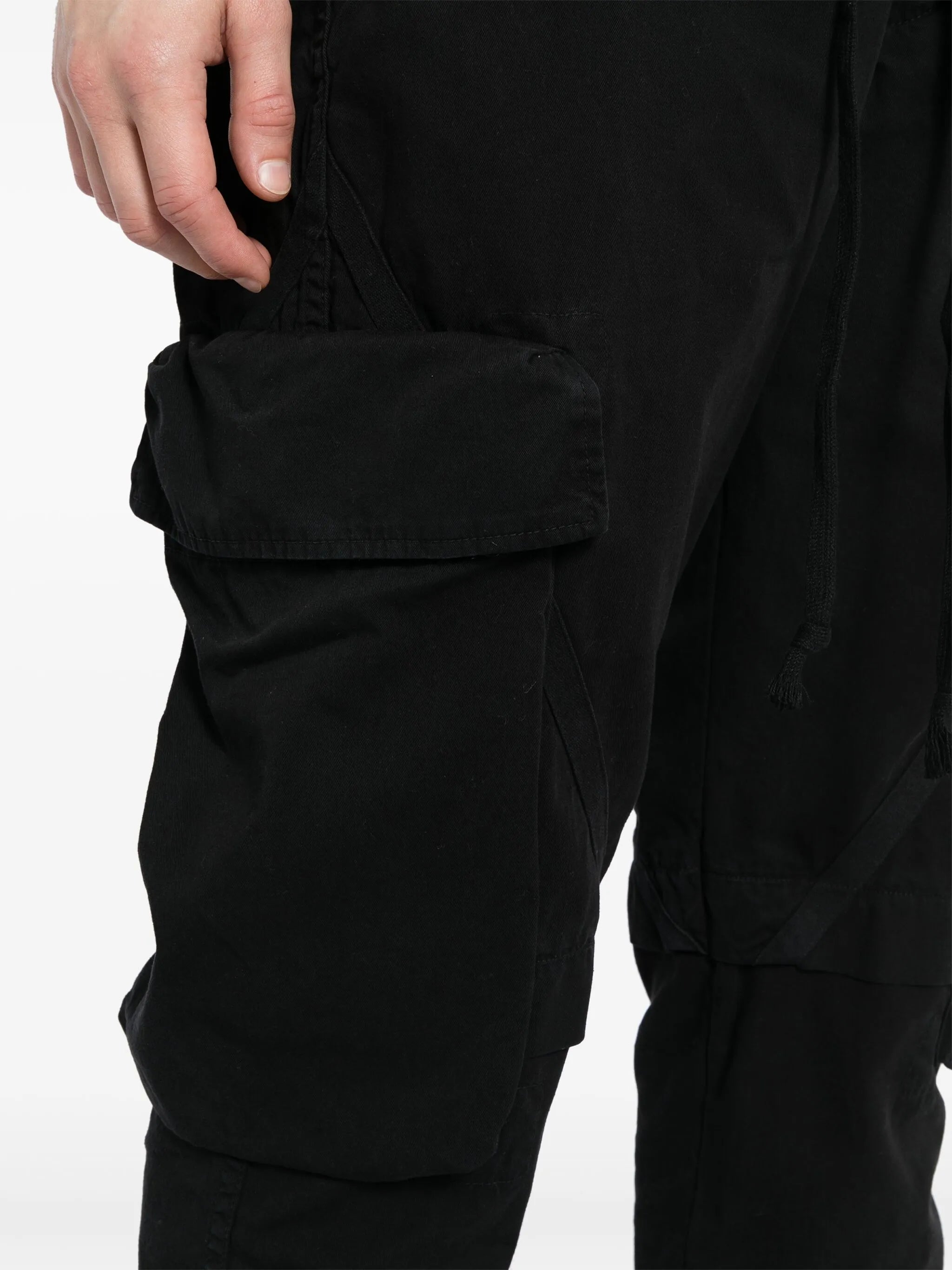 mid-rise tapered-leg trousers
