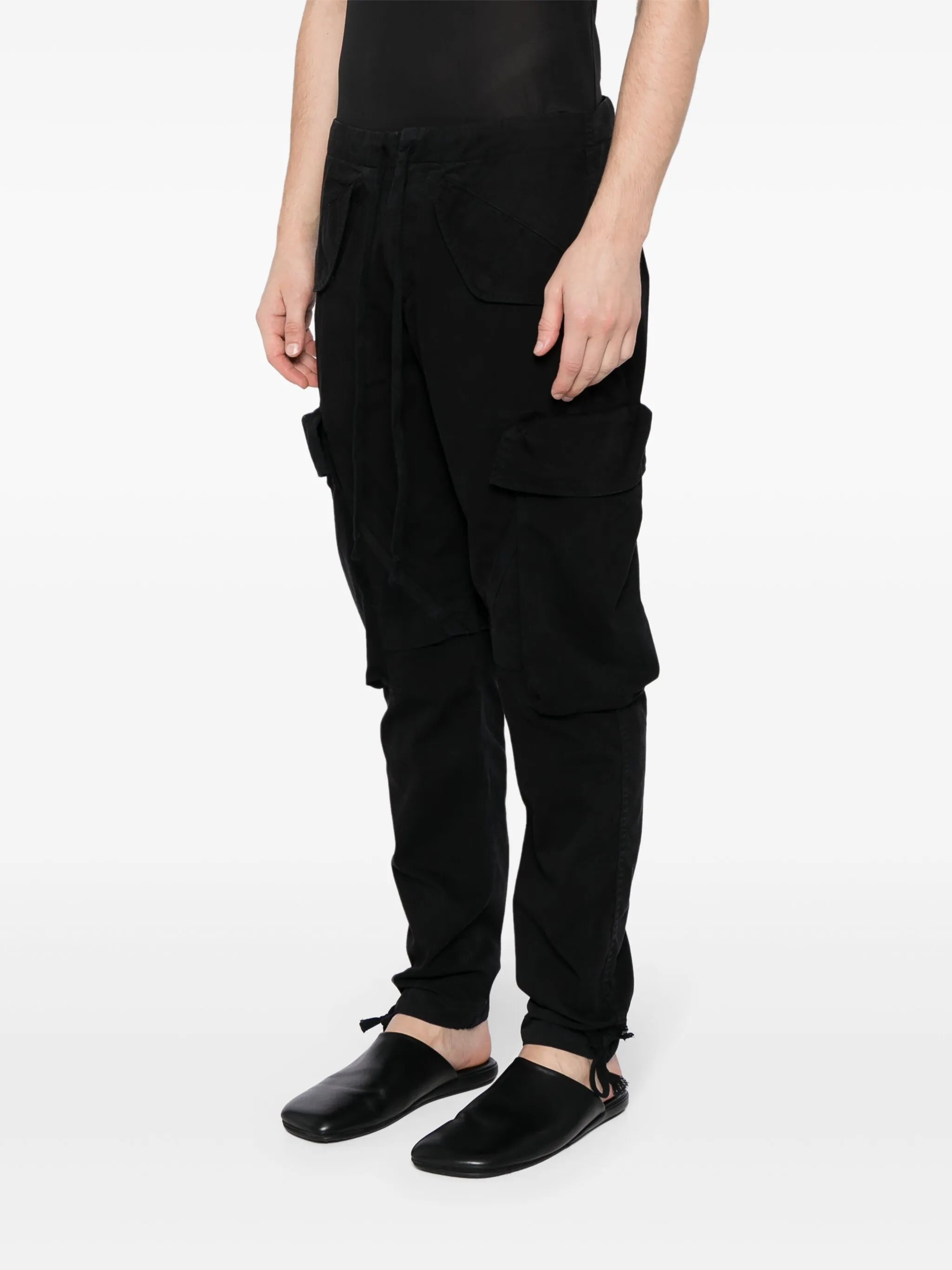 mid-rise tapered-leg trousers