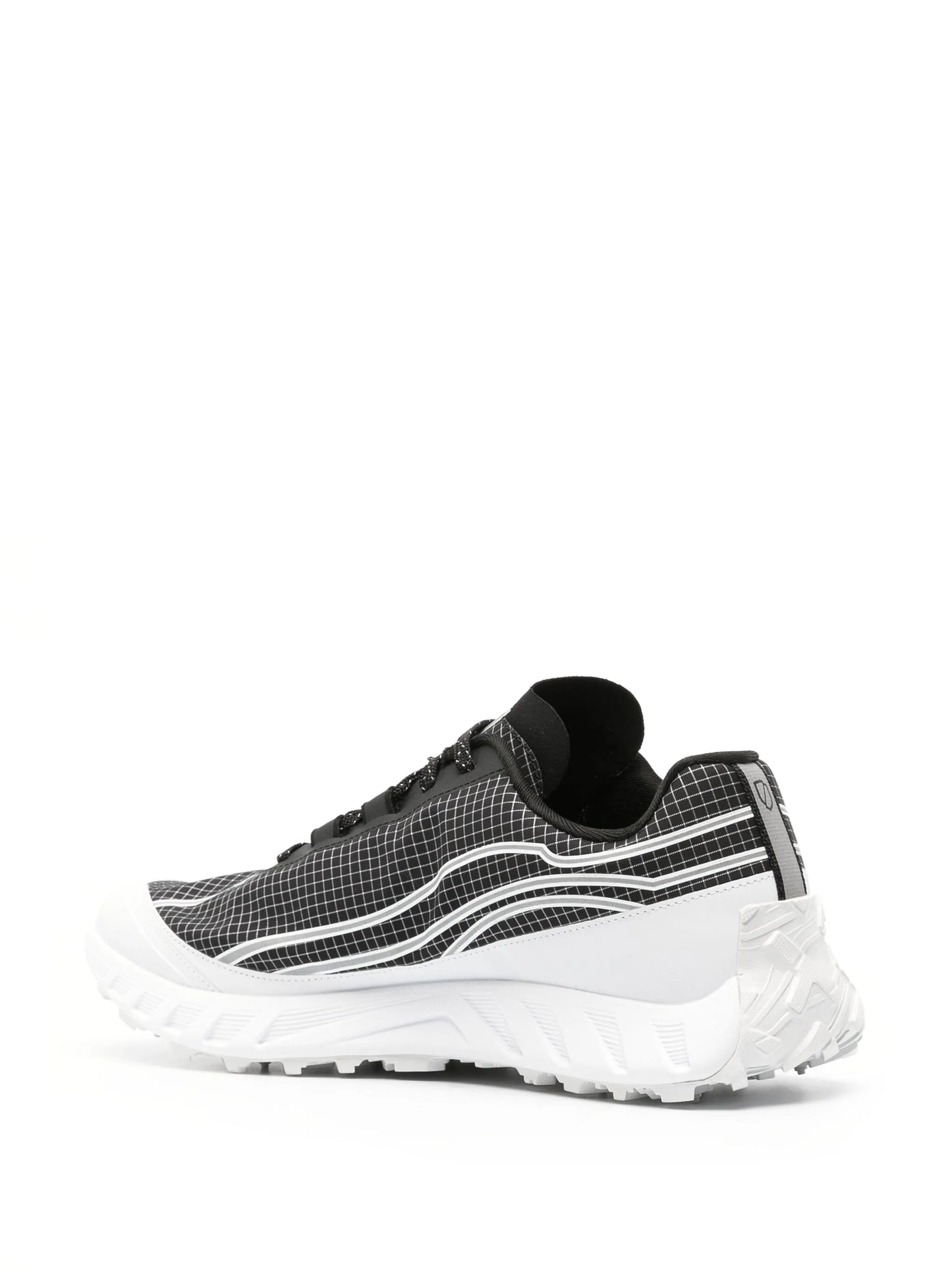 002 Trail lace-up sneakers