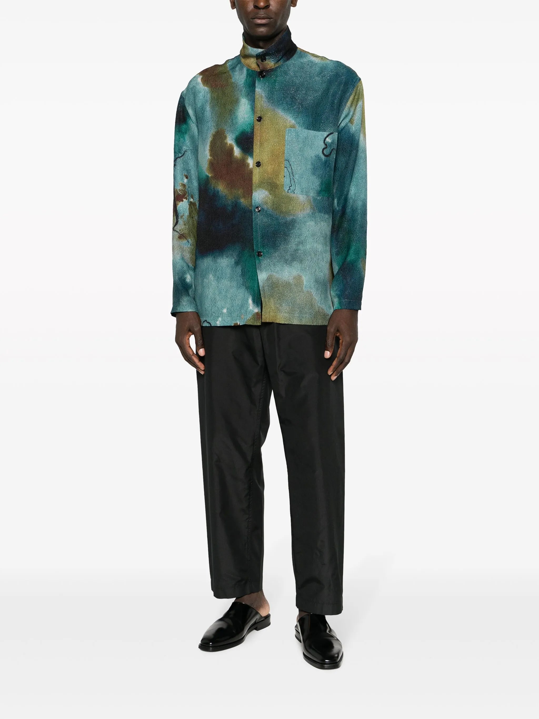 stand-collar abstract-print shirt