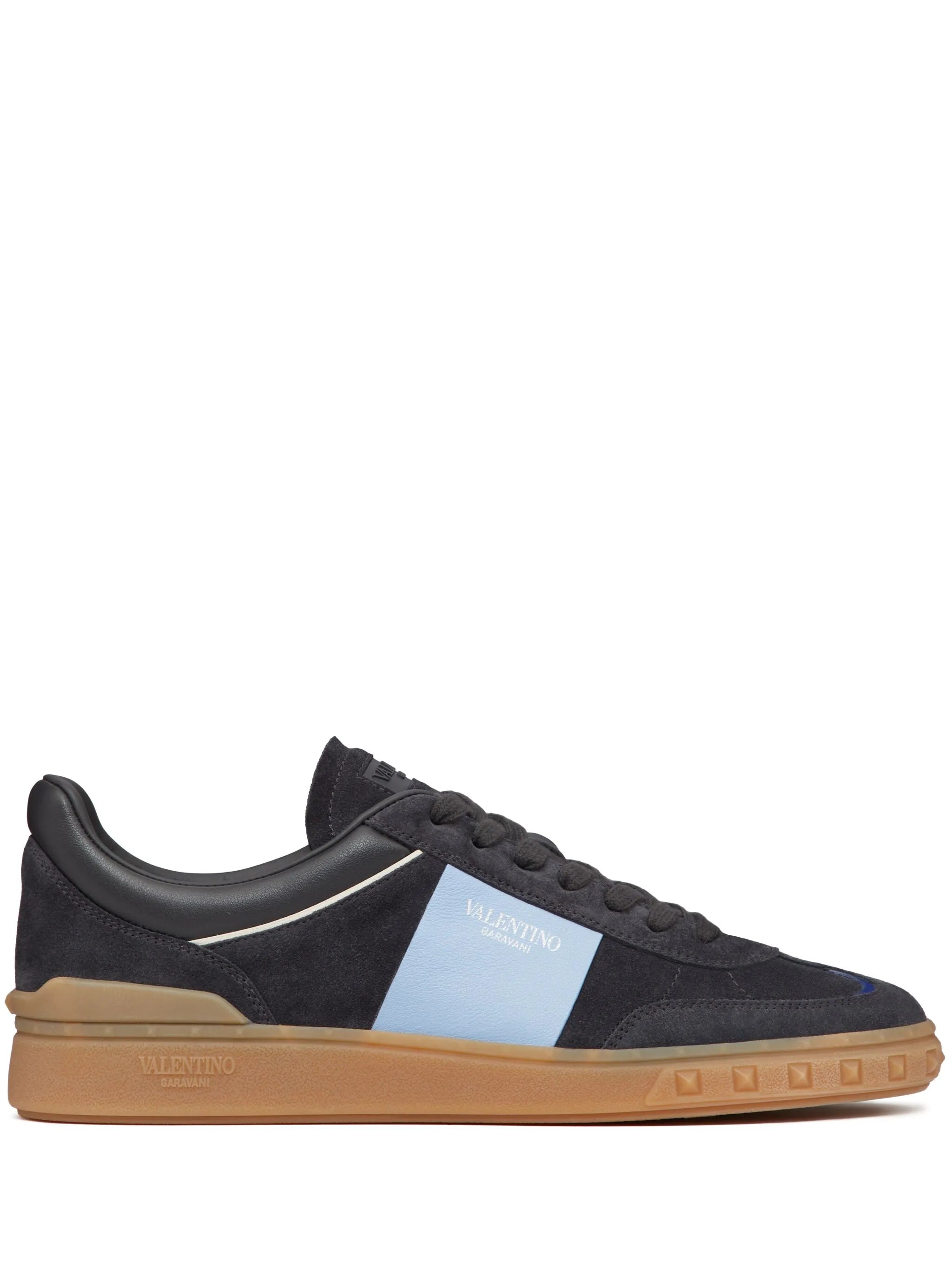 Upvillage sneakers