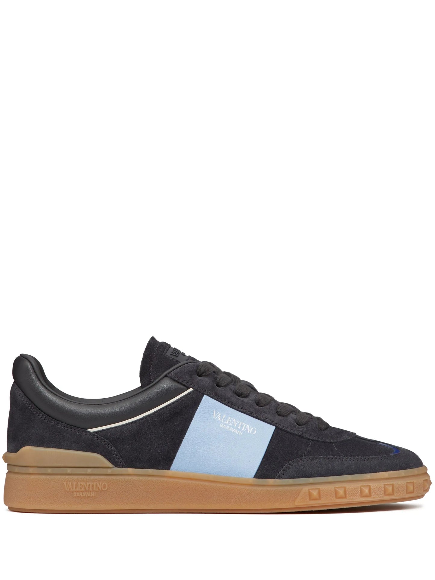 Upvillage sneakers