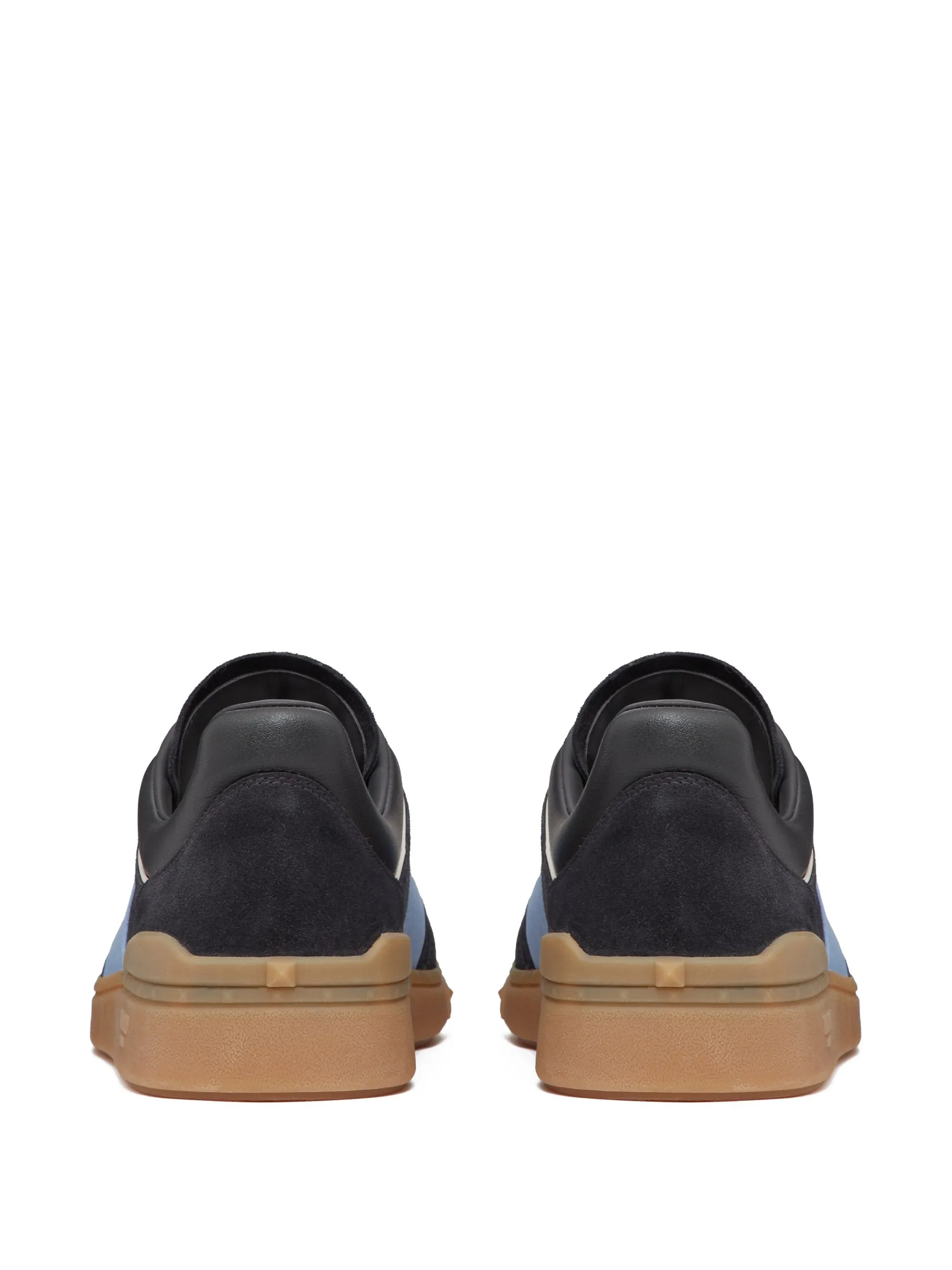 Upvillage sneakers