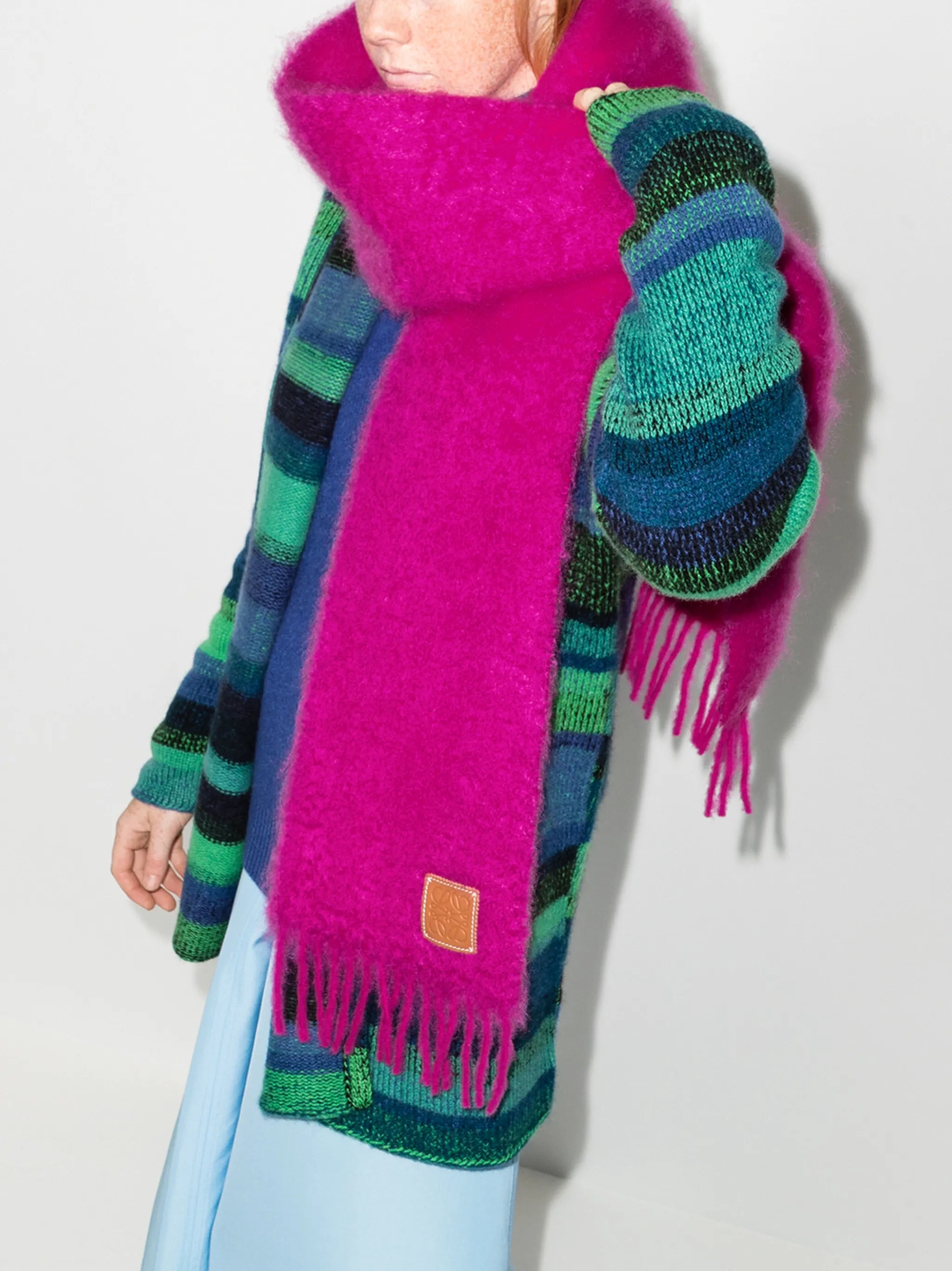 Anagram logo-patch brushed-effect scarf