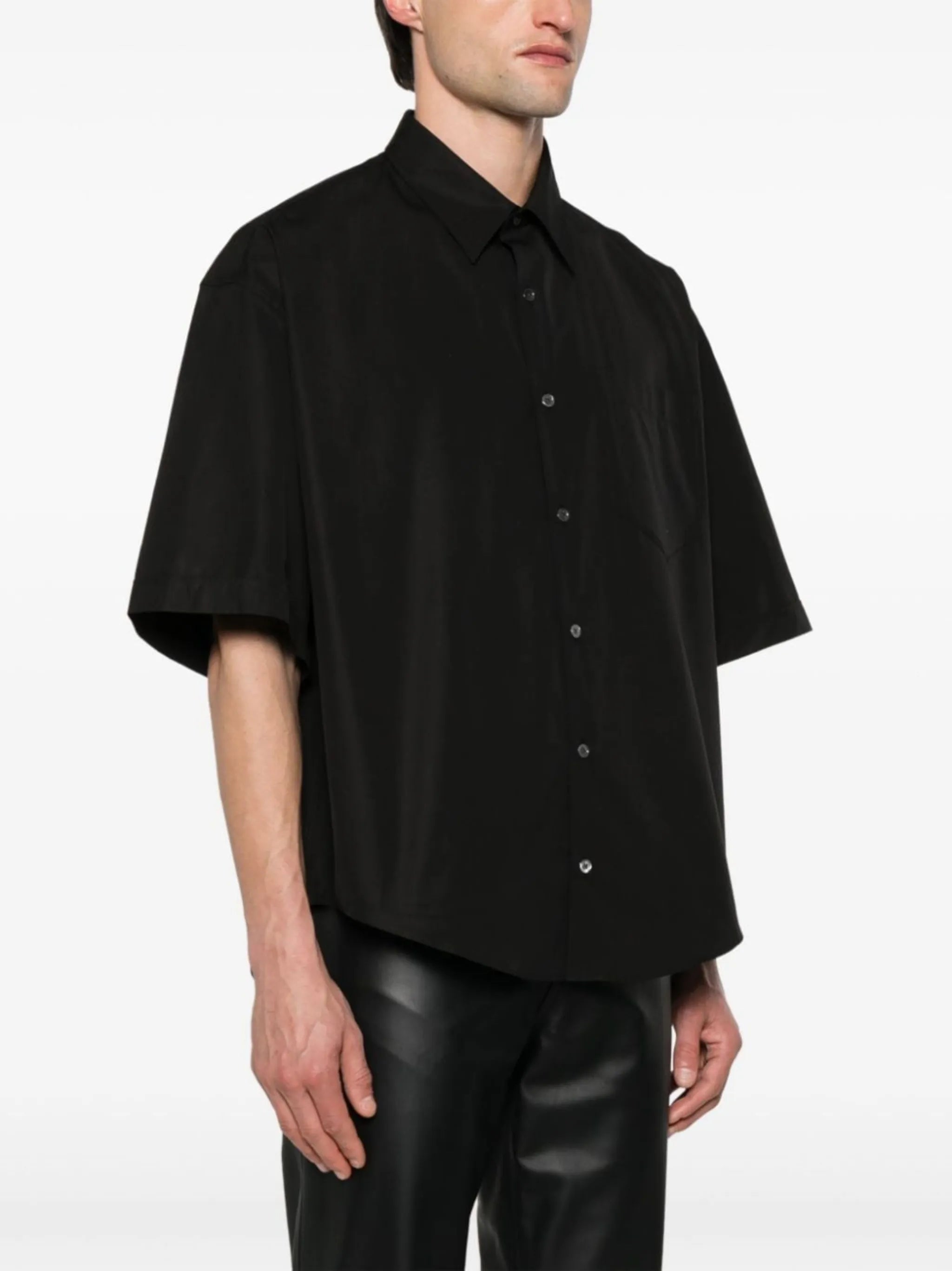 Ami-de-Coeur-motif shirt