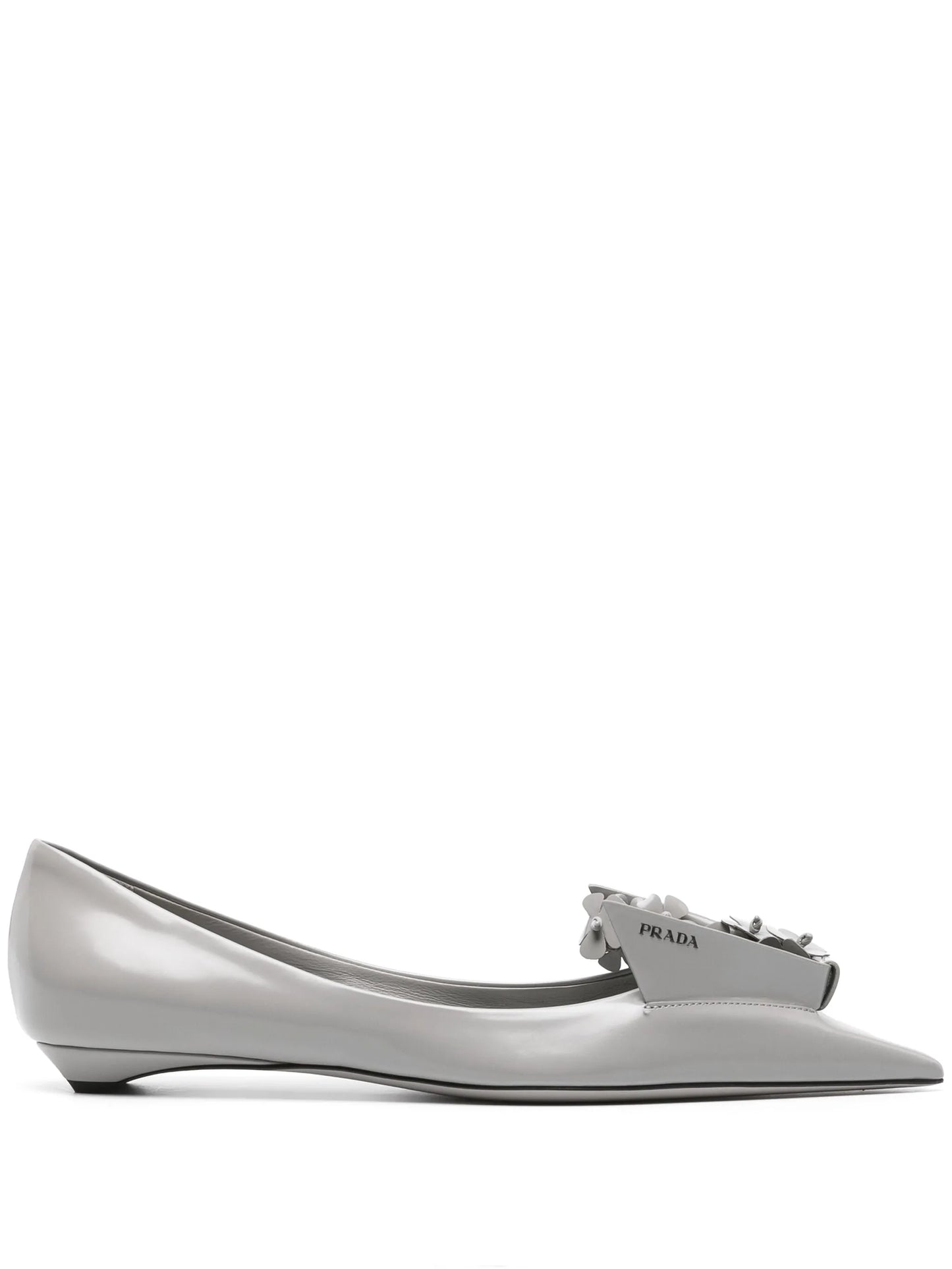 floral-appliqué leather ballerina shoes