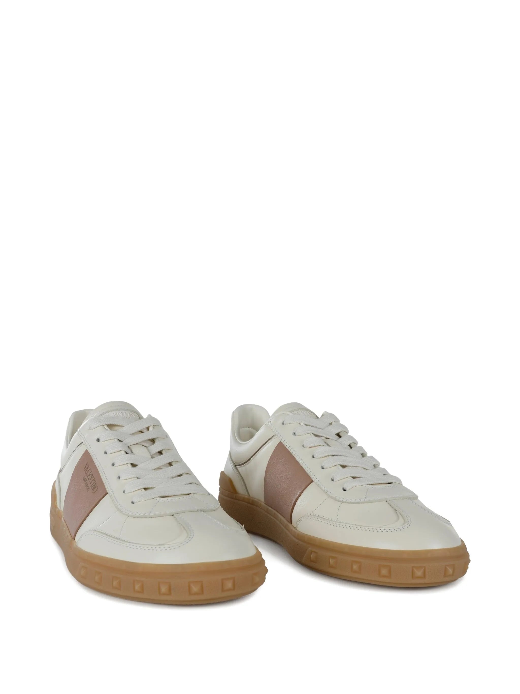 Upvillage sneakers