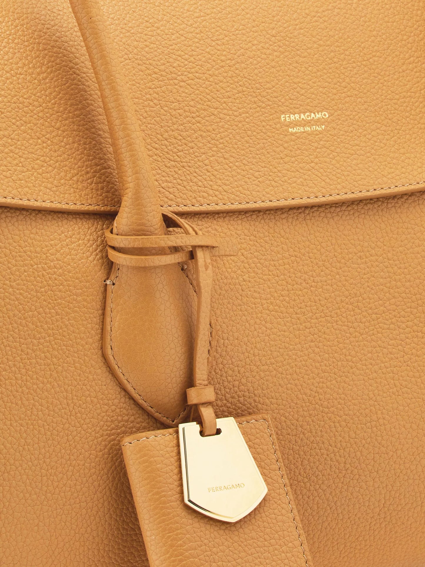 logo-tag leather tote bag