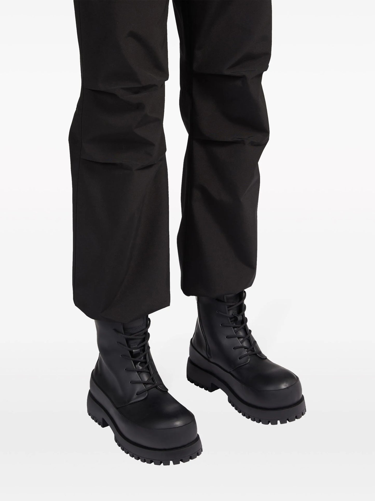 cropped cargo trousers