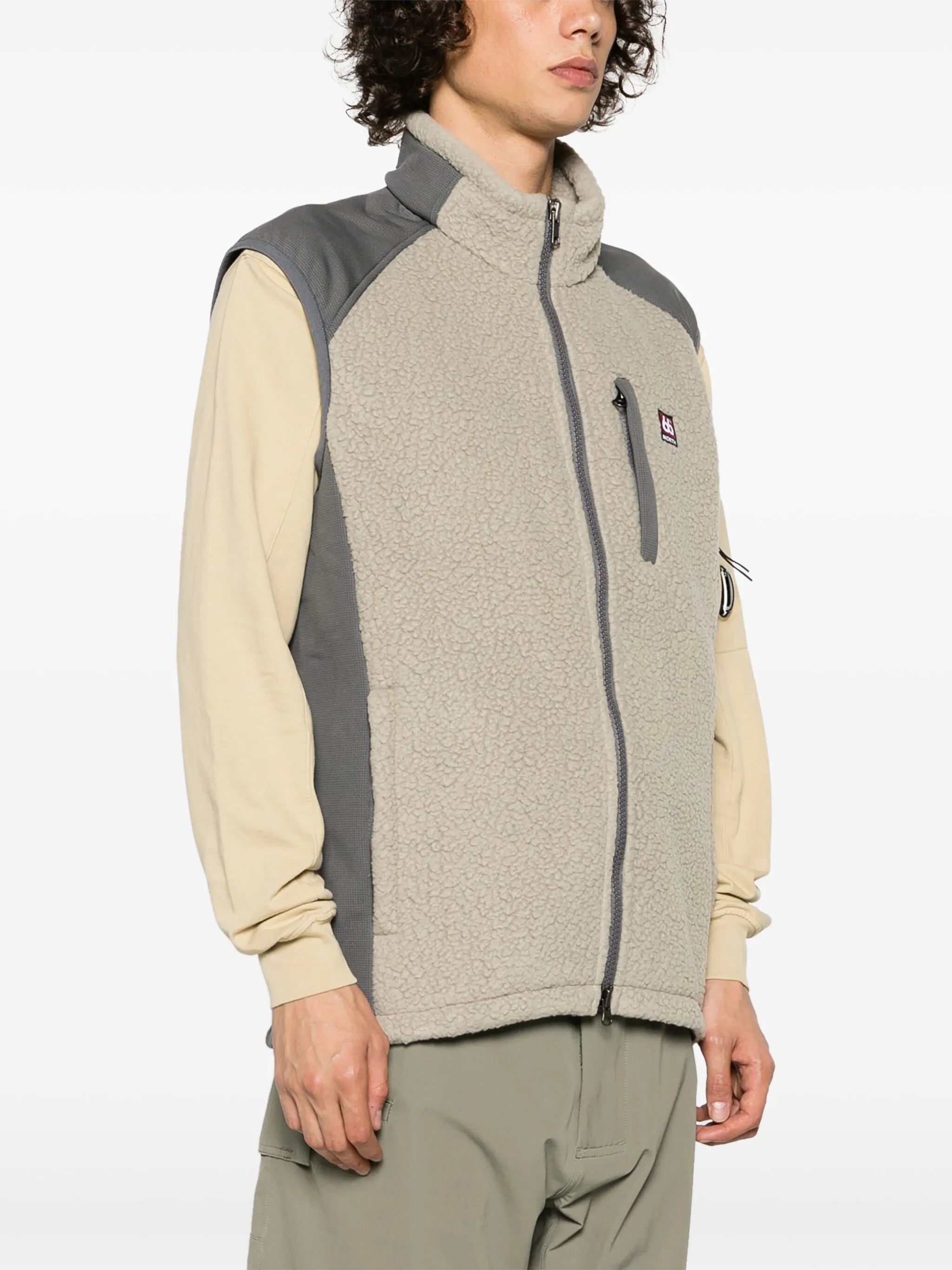 Tindur zip-up fleece vest