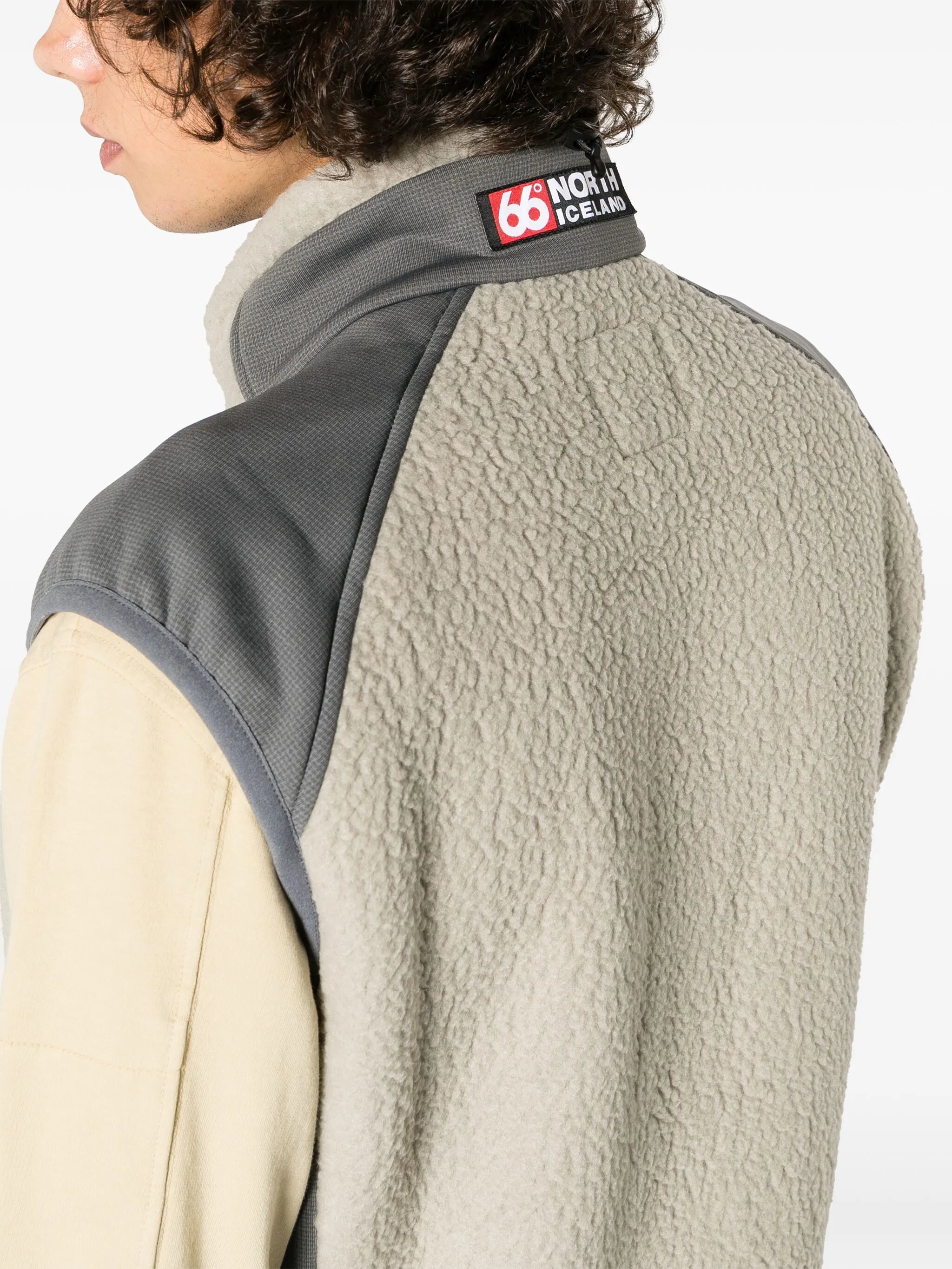 Tindur zip-up fleece vest