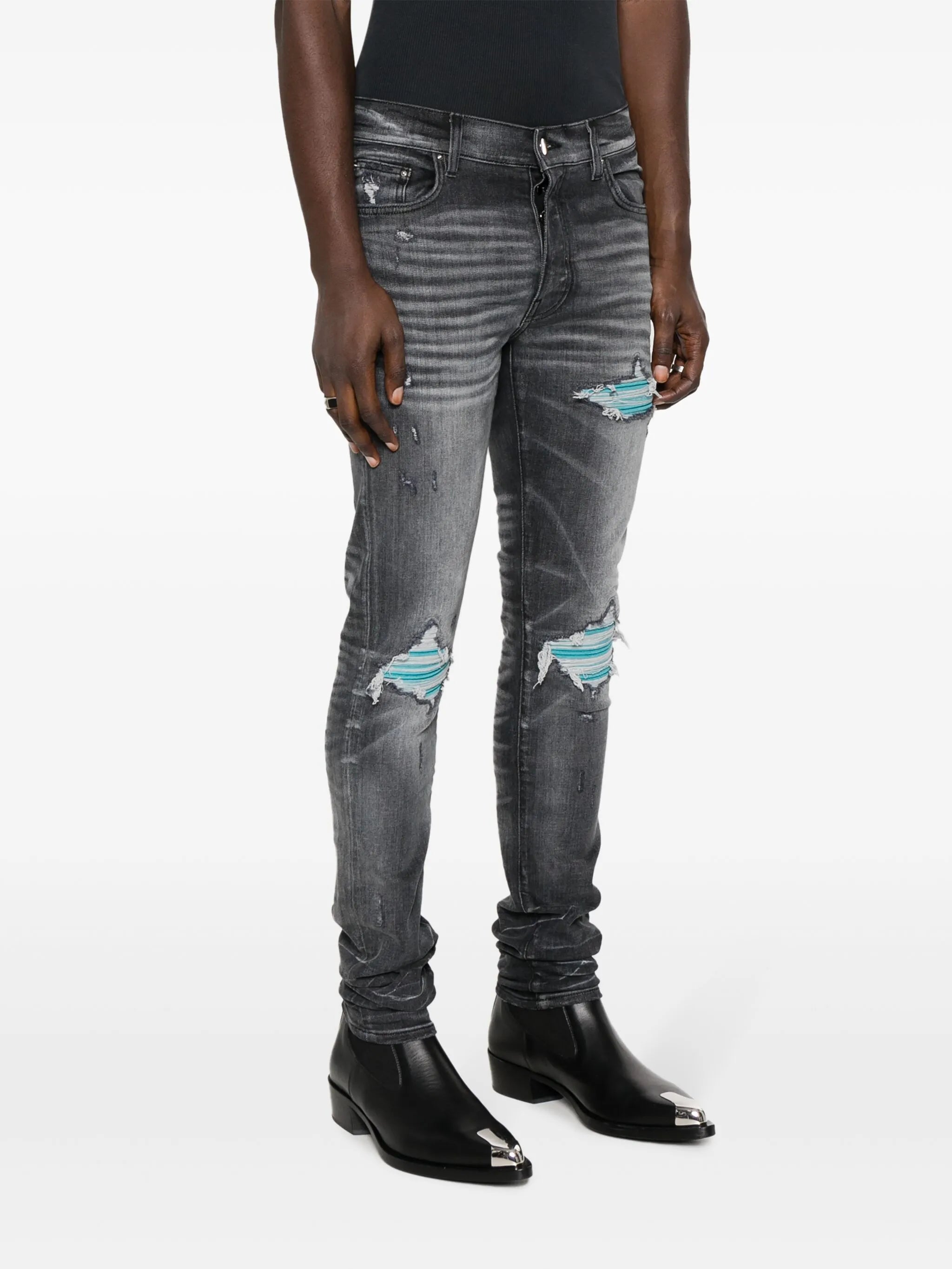 distressed skinny jeans