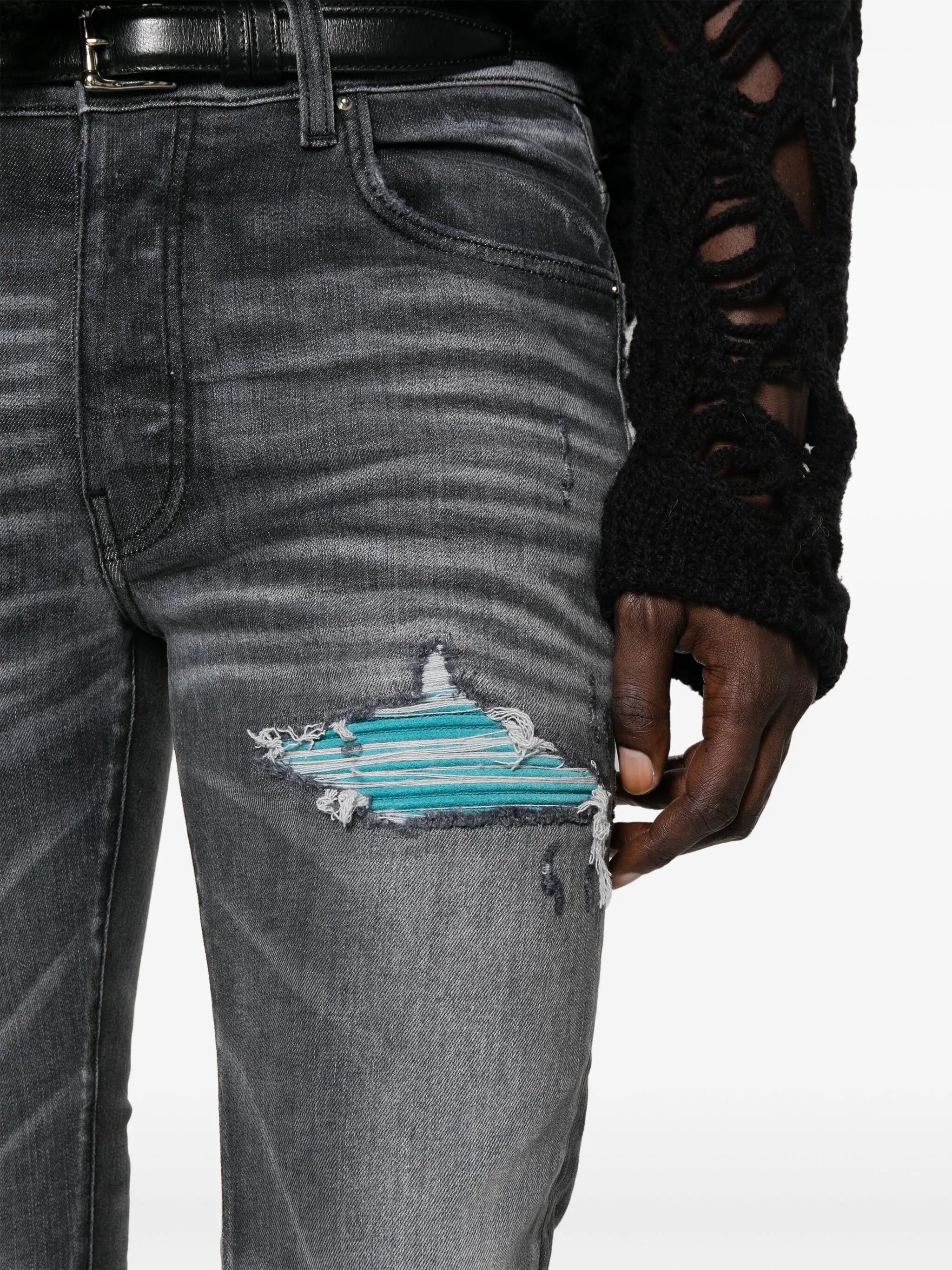 distressed skinny jeans