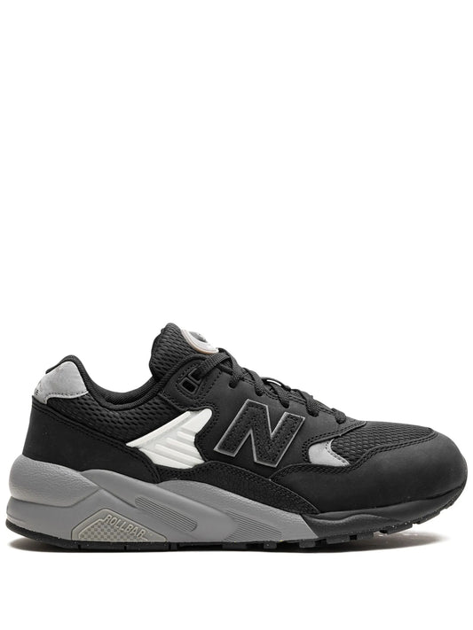 580 low-top sneakers