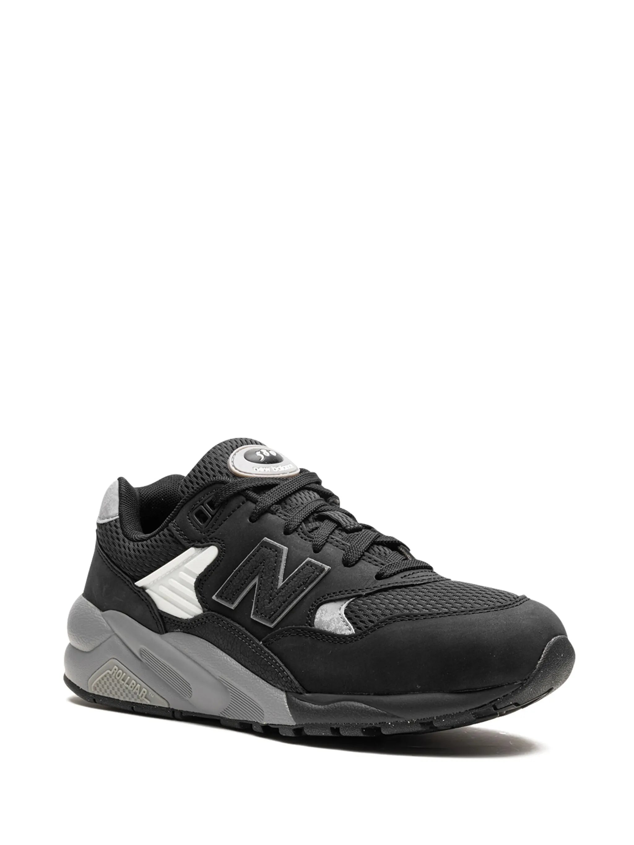 580 low-top sneakers