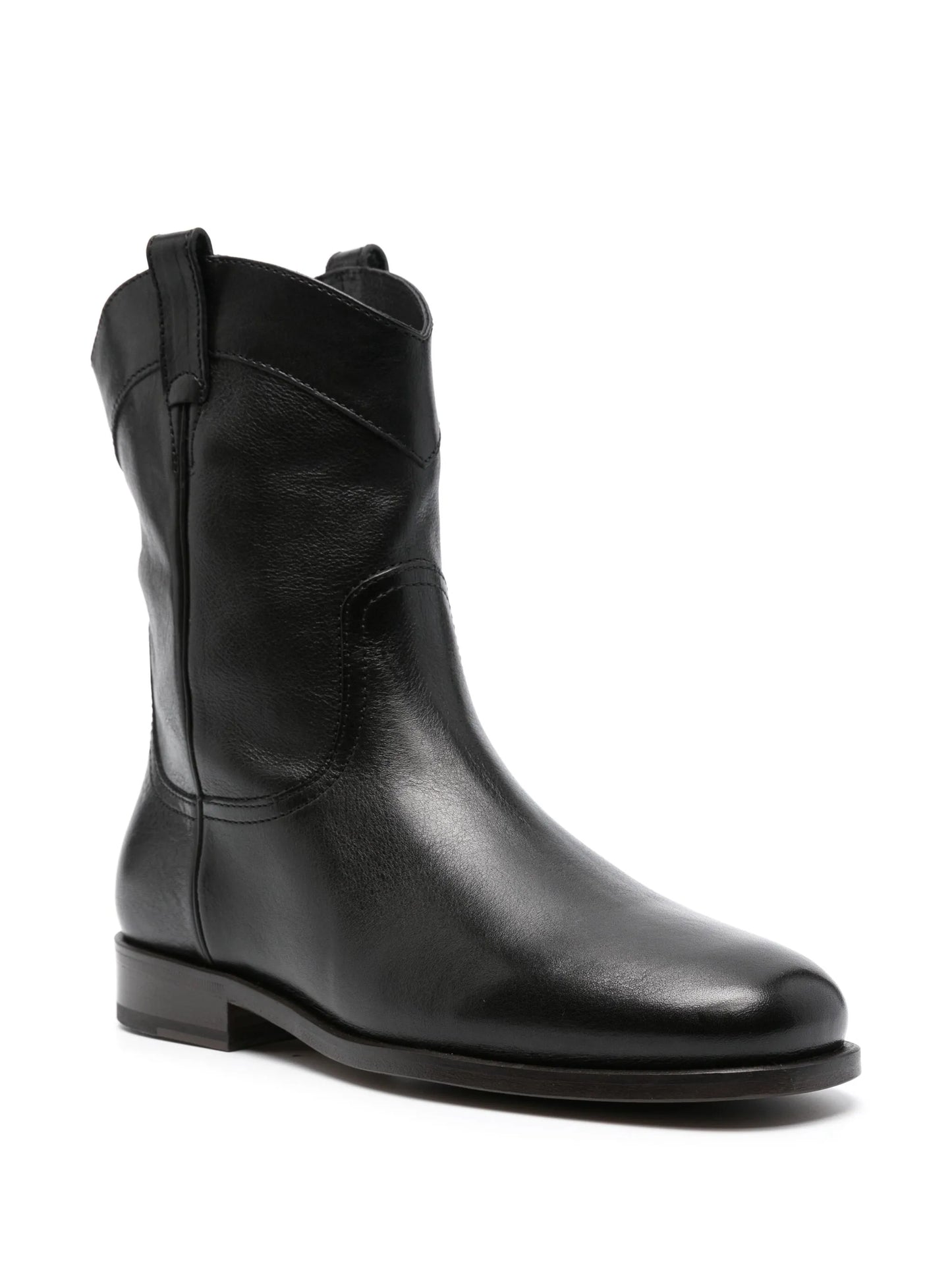 Western-style leather boots