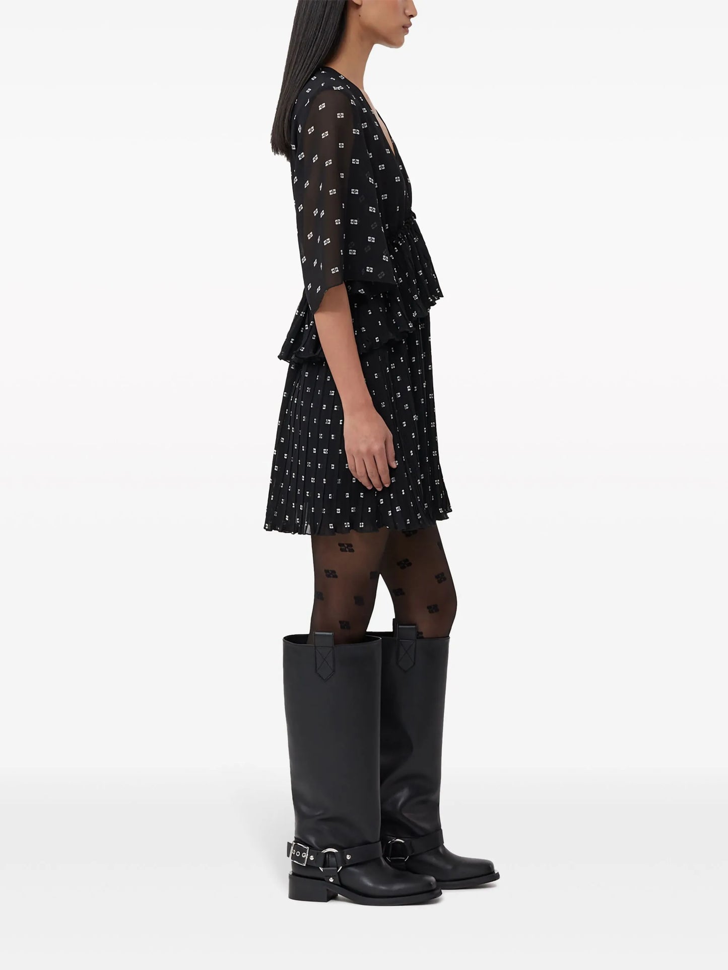 square-toe mid-calf boots