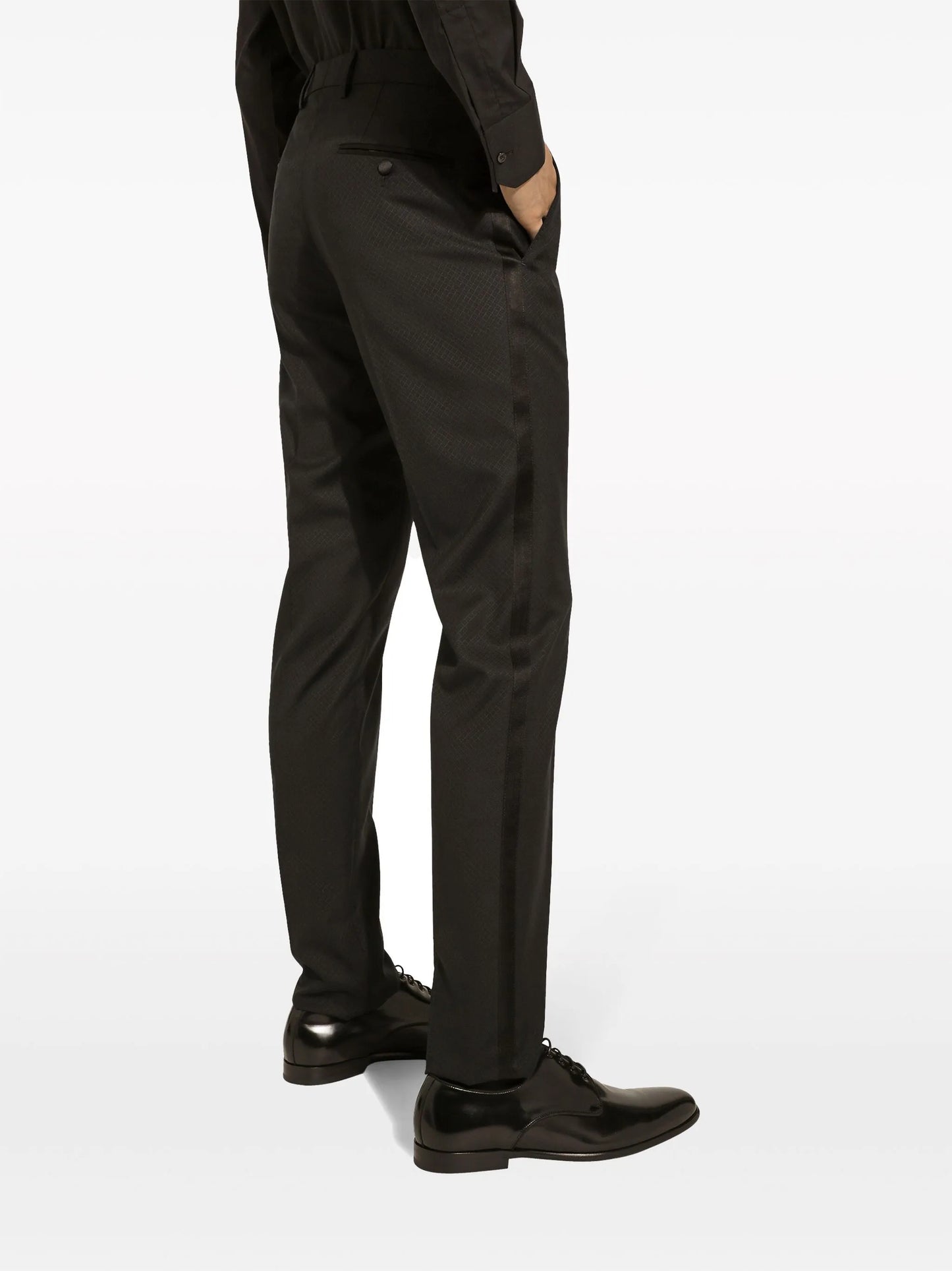 contrasting lapels two-piece suit