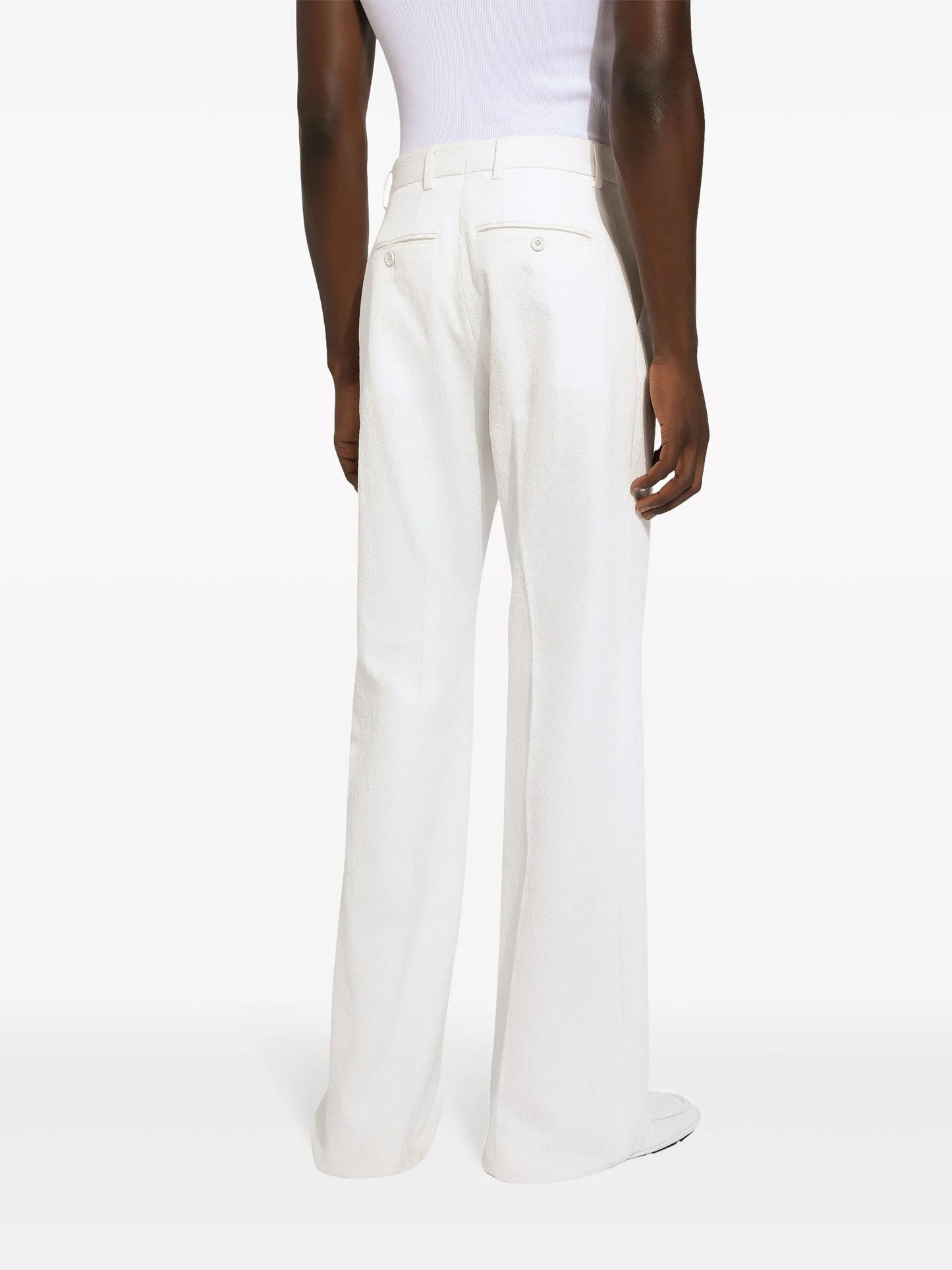 straight-leg tailored trousers