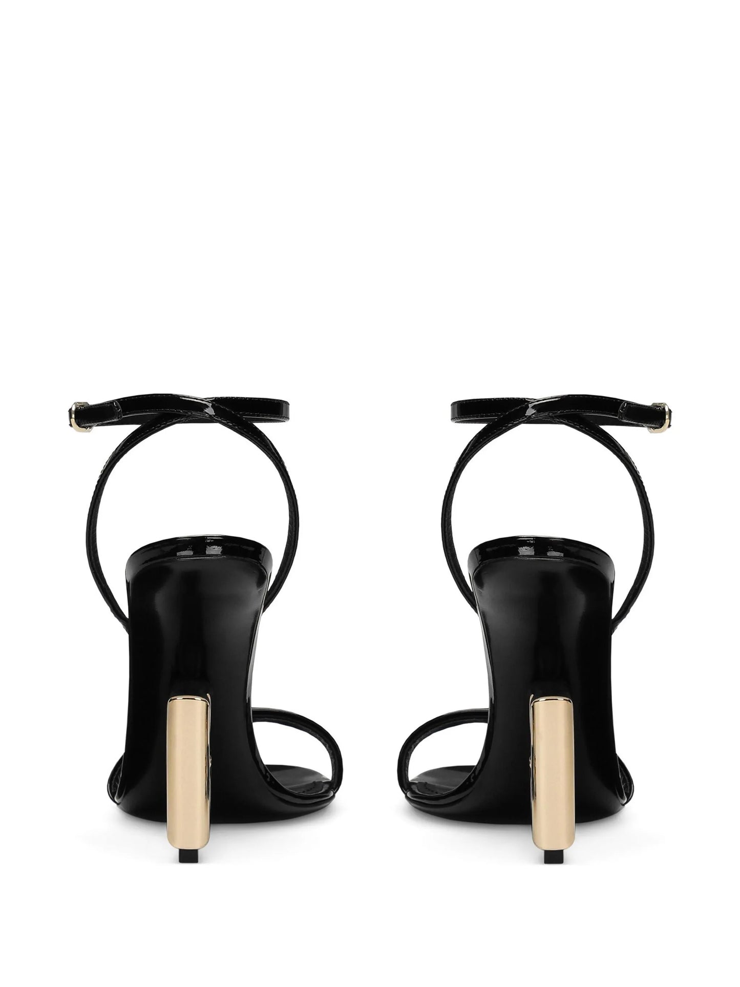 3.5 patent-leather sandals