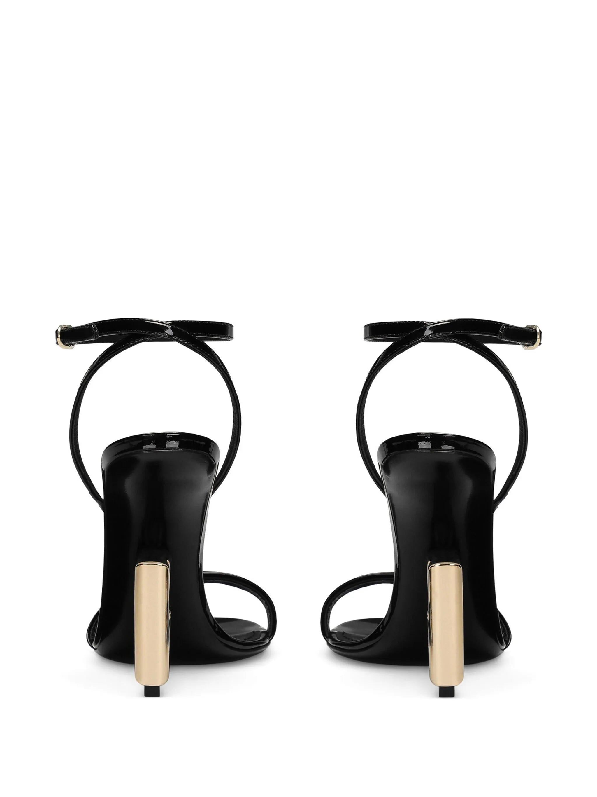 3.5 patent-leather sandals