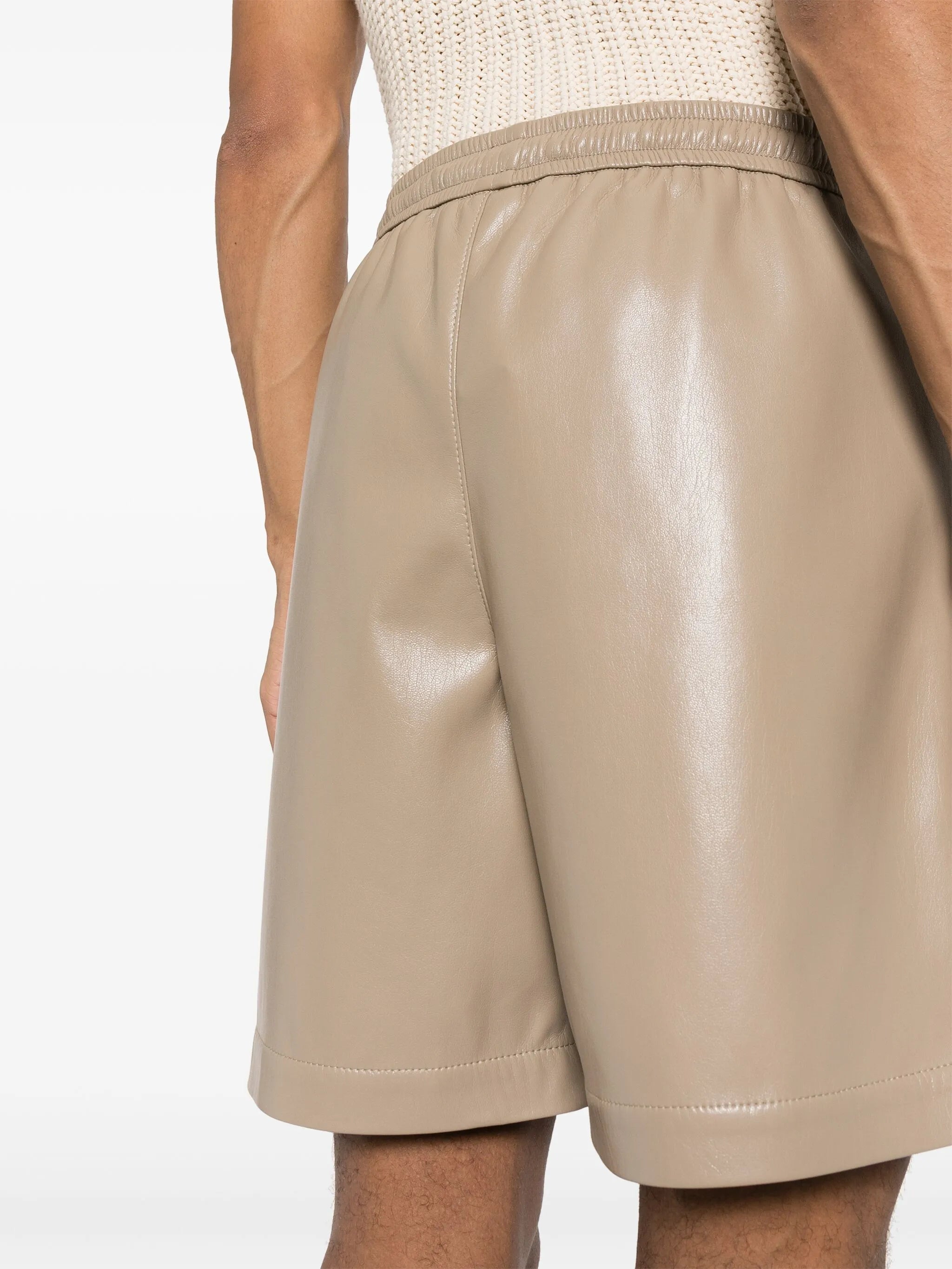elasticated-waist faux-leather shorts
