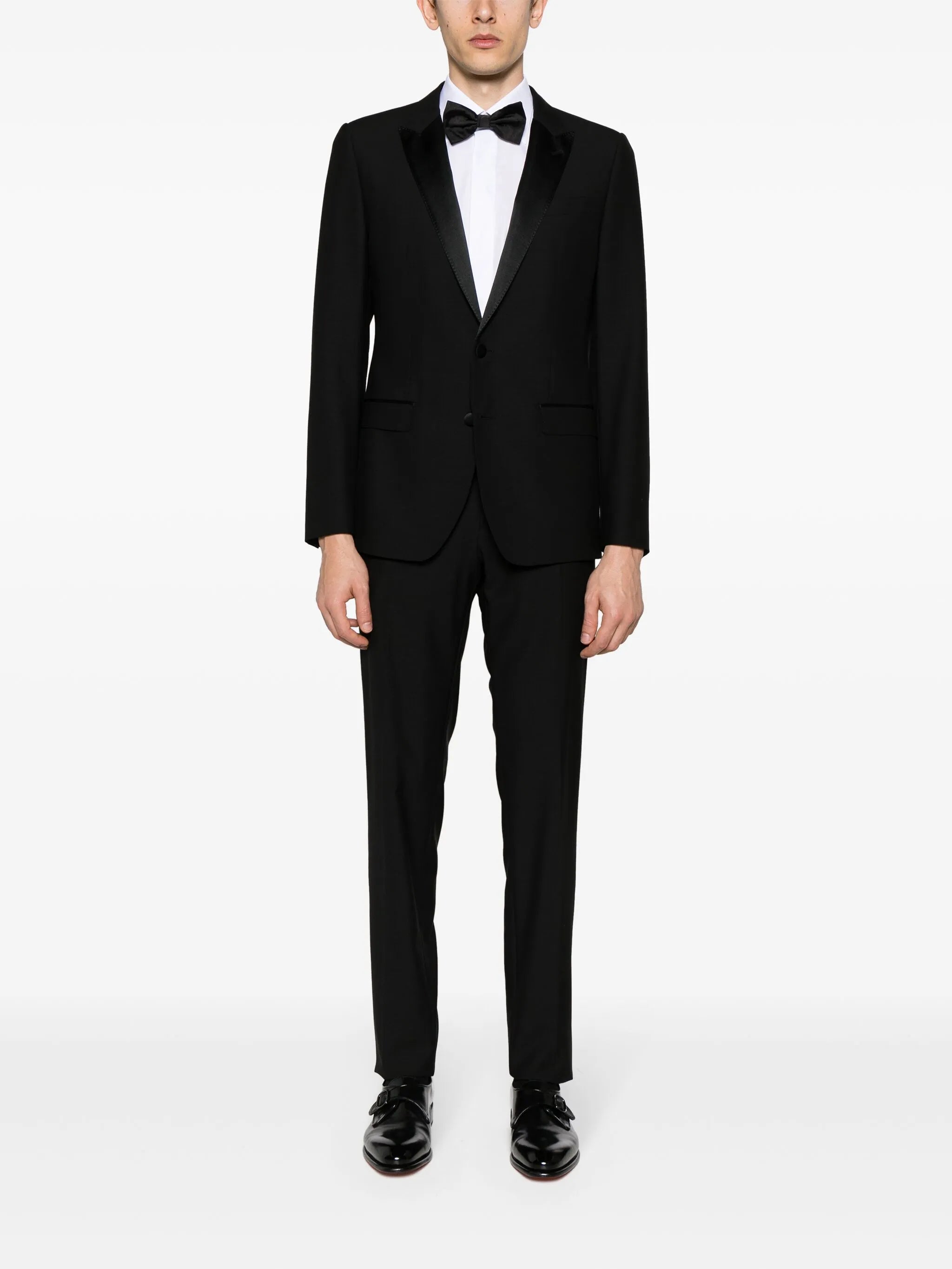 pointed-collar twill shirt