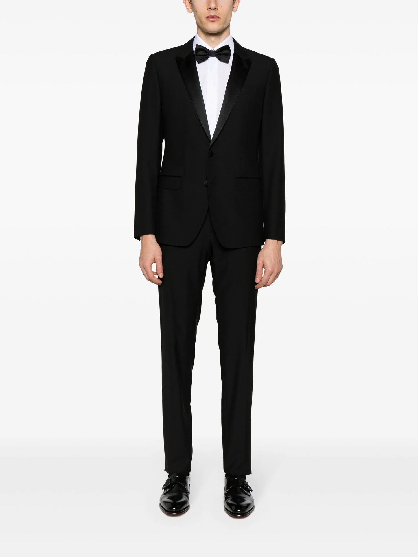 pointed-collar twill shirt