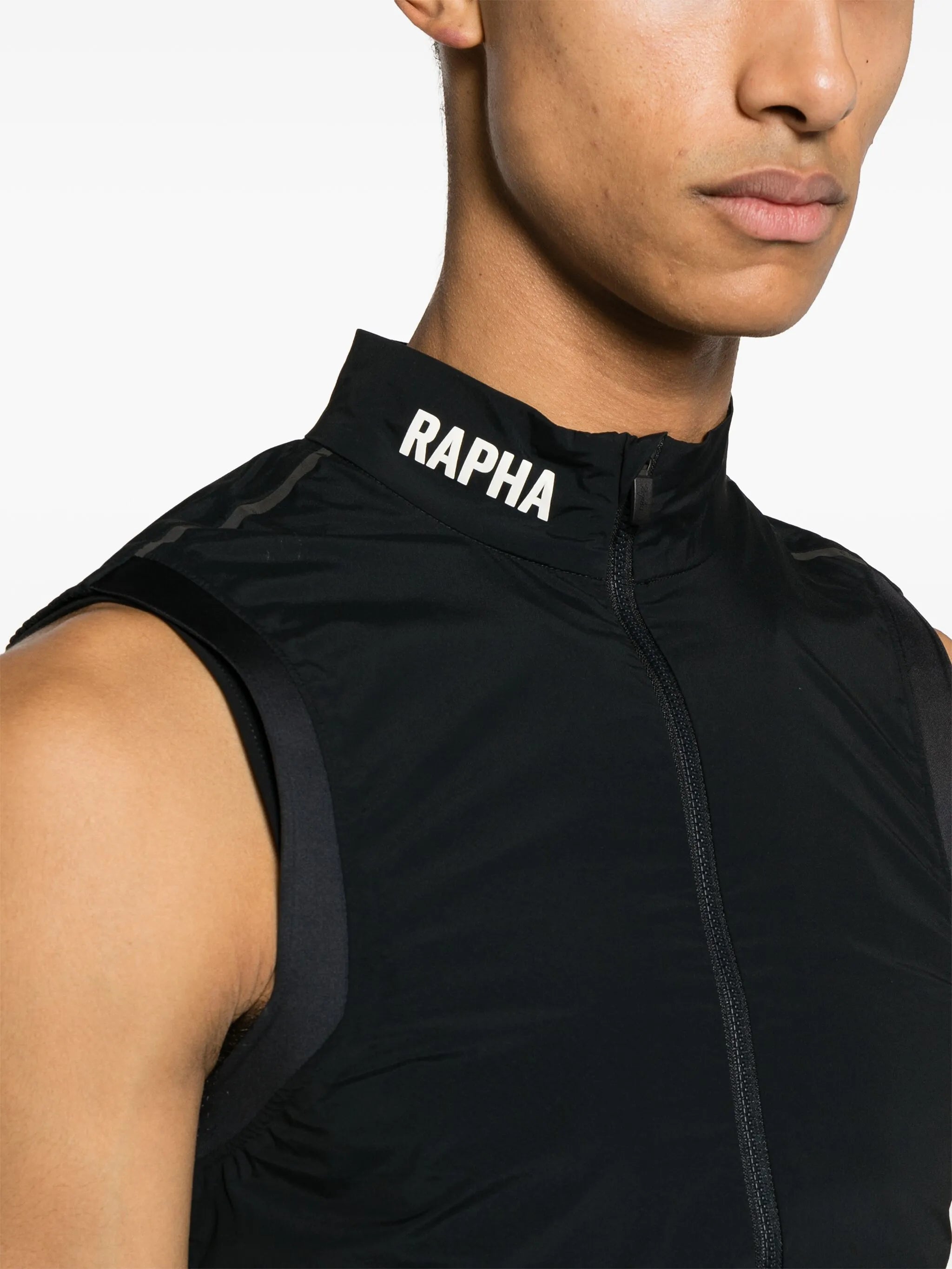 mesh-panel lightweight performance gilet