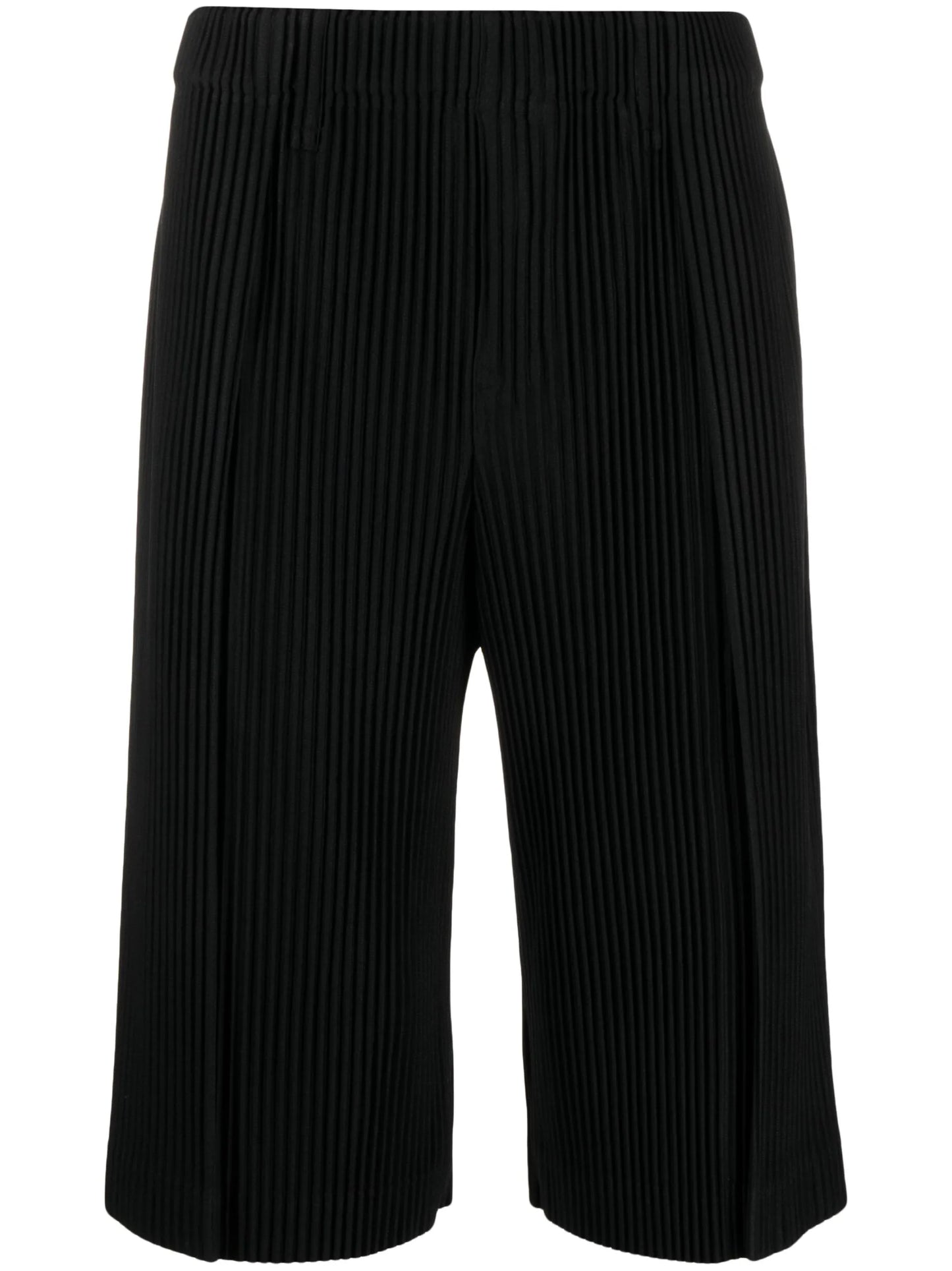 pleated tailored short