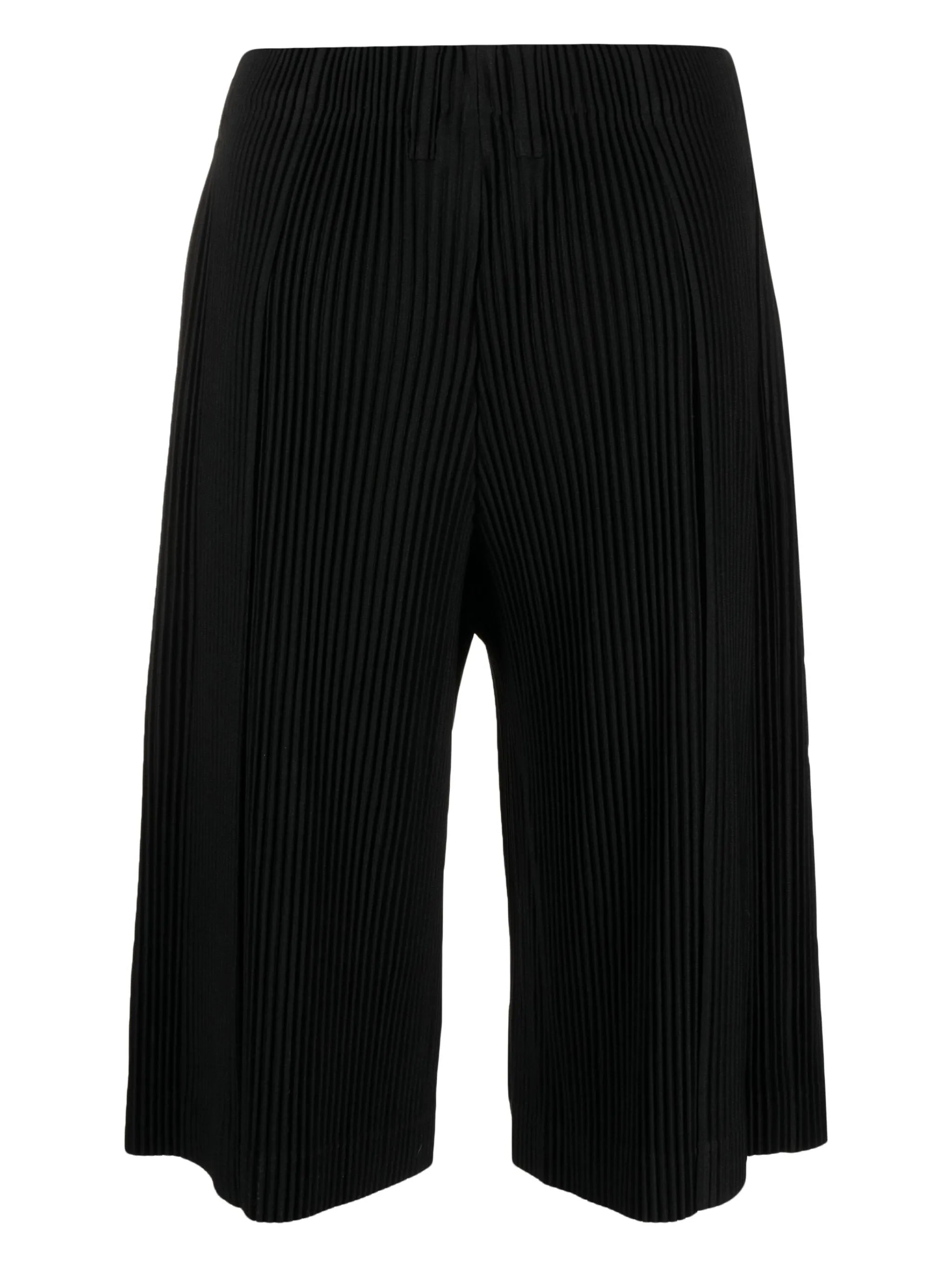 pleated tailored short
