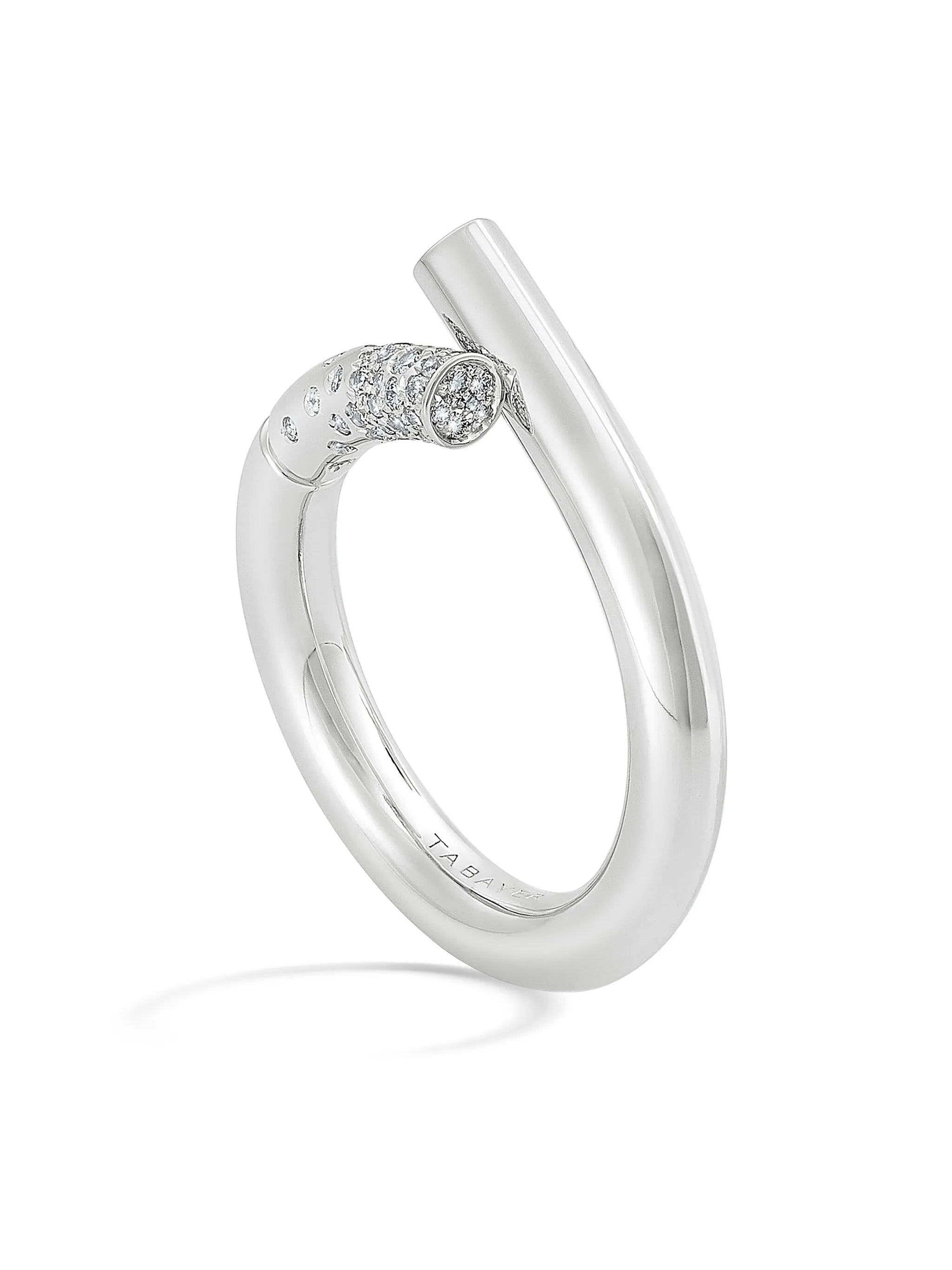 18kt white gold Oera diamond ring