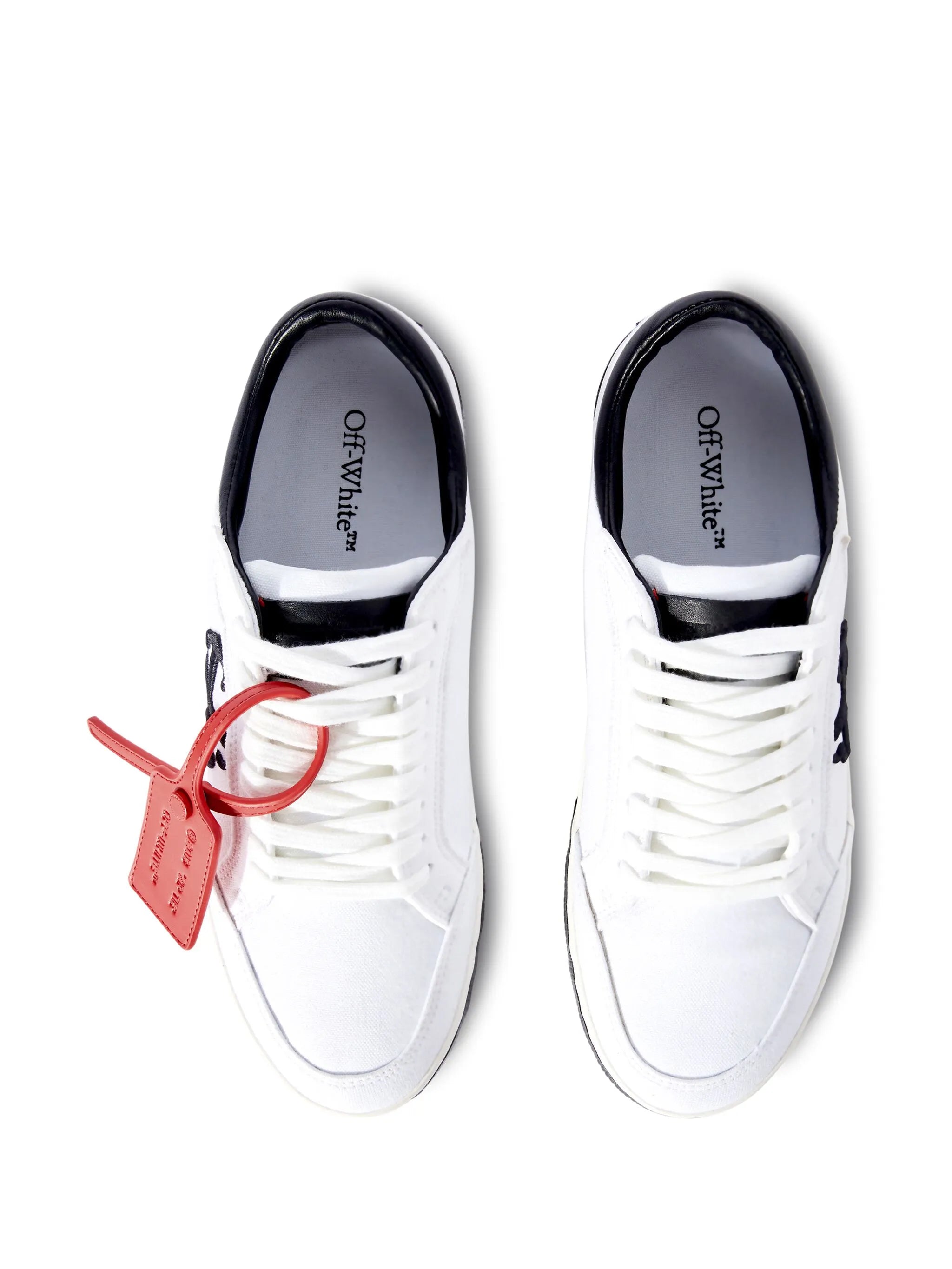Low Vulcanized canvas sneakers