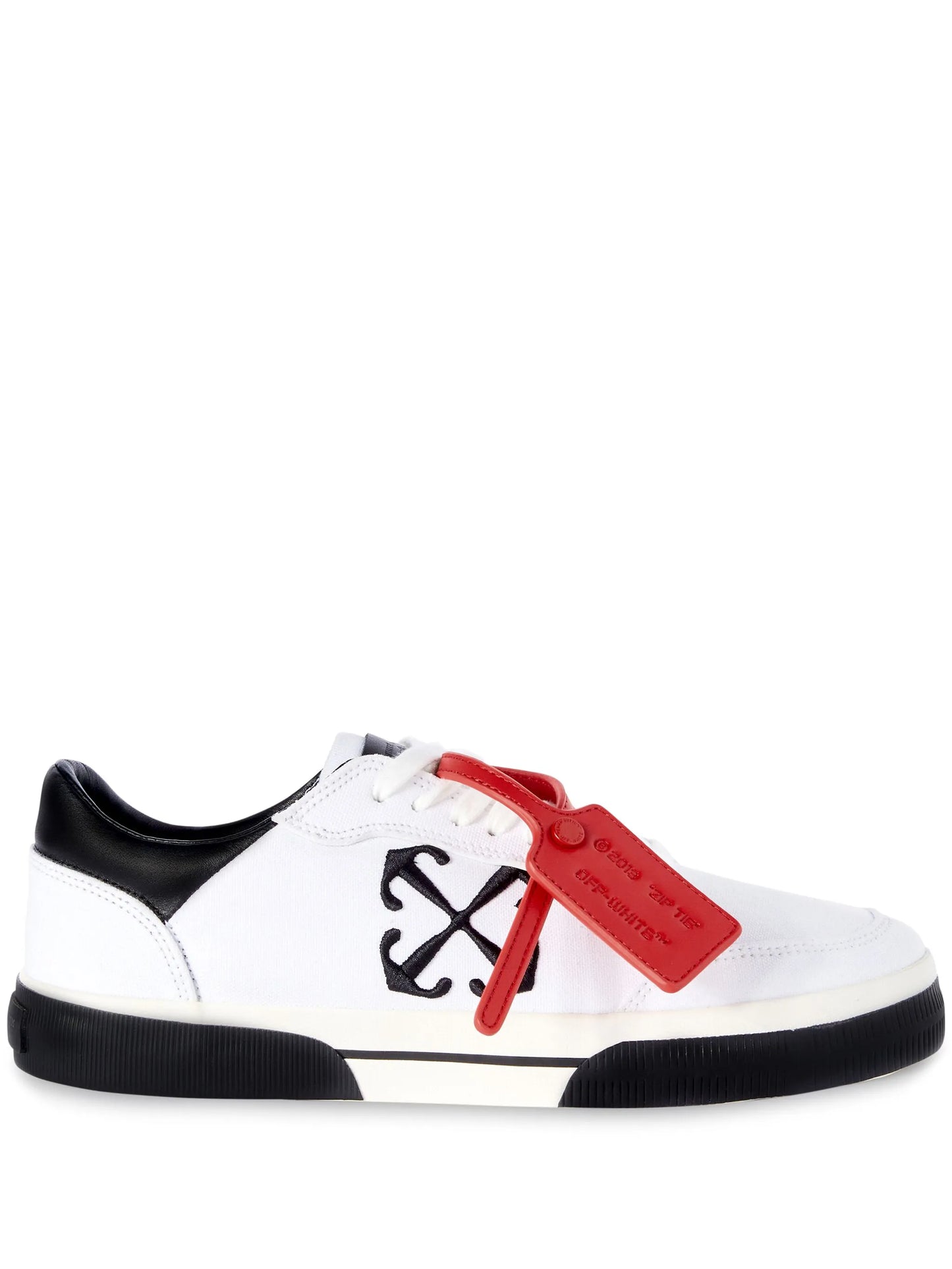 Low Vulcanized canvas sneakers